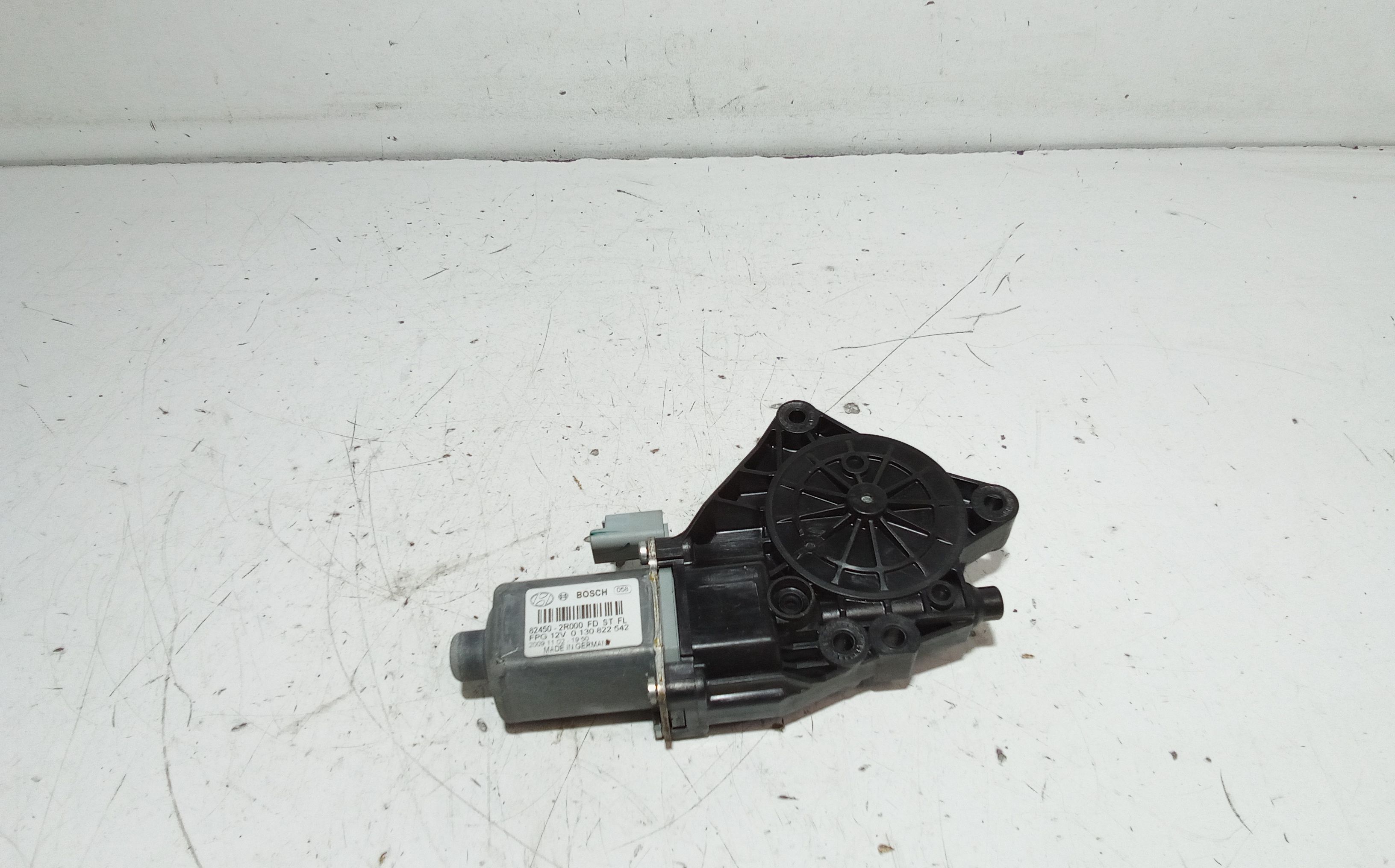 Motorino Alzavetro anteriore Sinistro HYUNDAI i30 Serie (07>11)