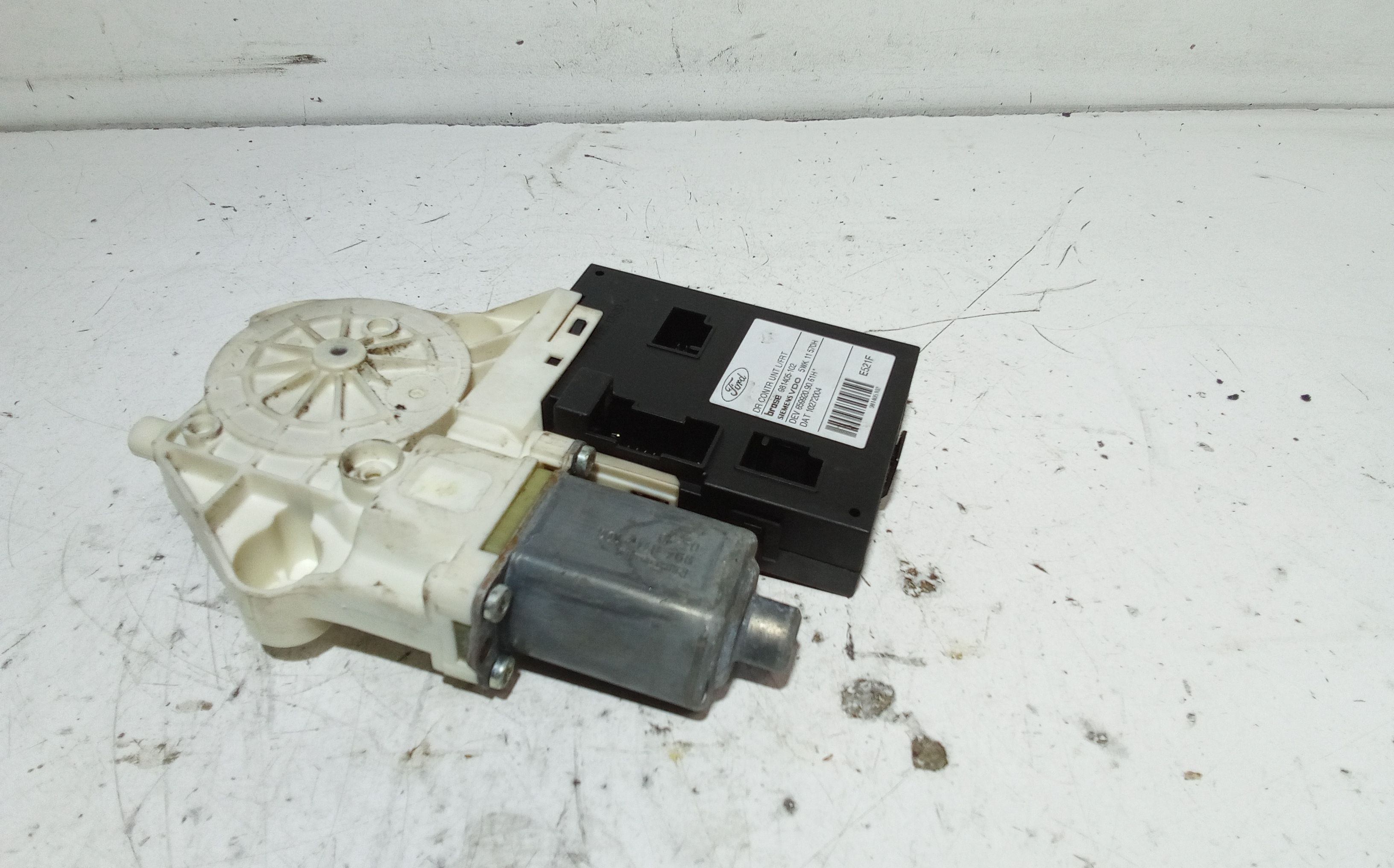 Motorino Alzavetro anteriore Sinistro FORD Focus S. Wagon 3 Serie