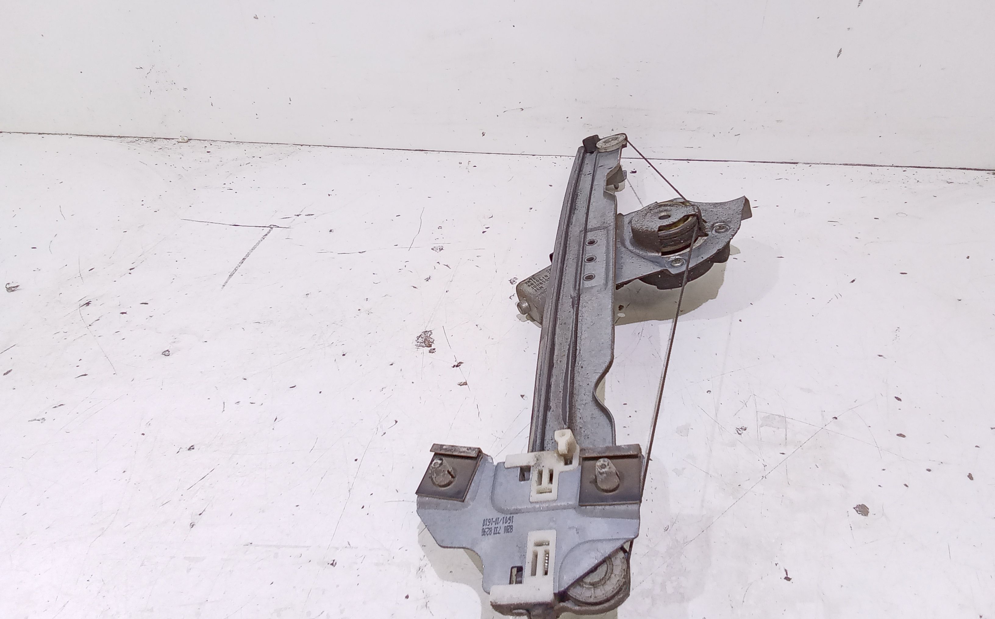 Cremagliera anteriore sinistra Guida DACIA Sandero 1 Serie