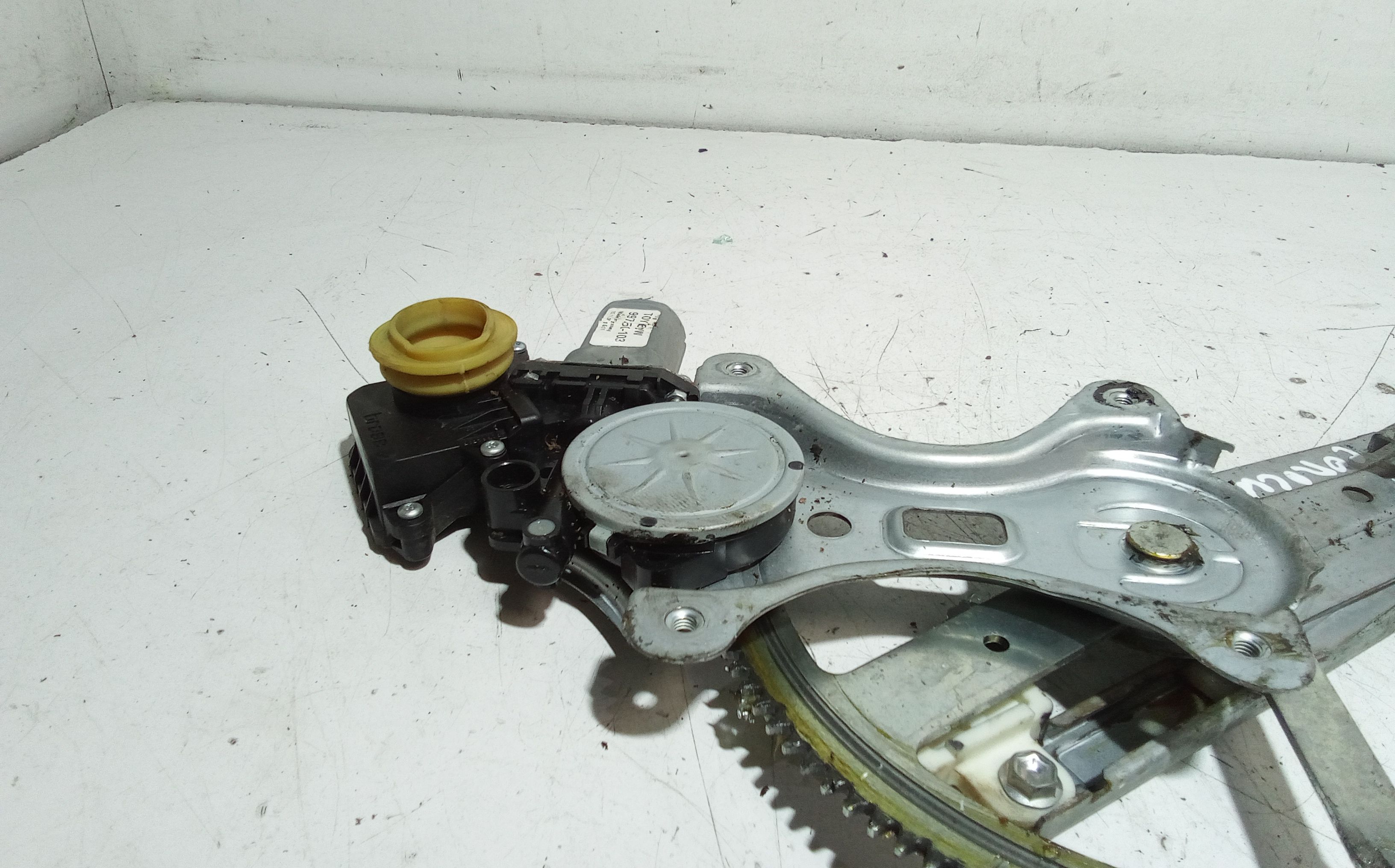 Cremagliera anteriore destra passeggero TOYOTA Corolla Berlina 4 Serie