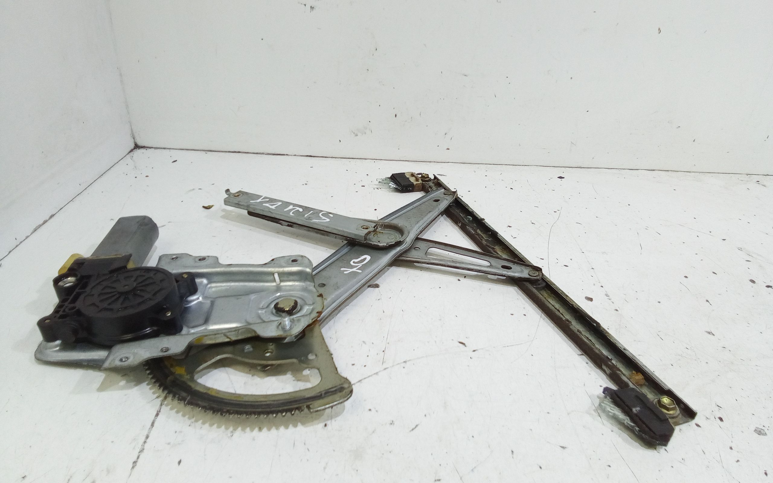 Cremagliera anteriore destra passeggero TOYOTA Yaris Serie (03>05)