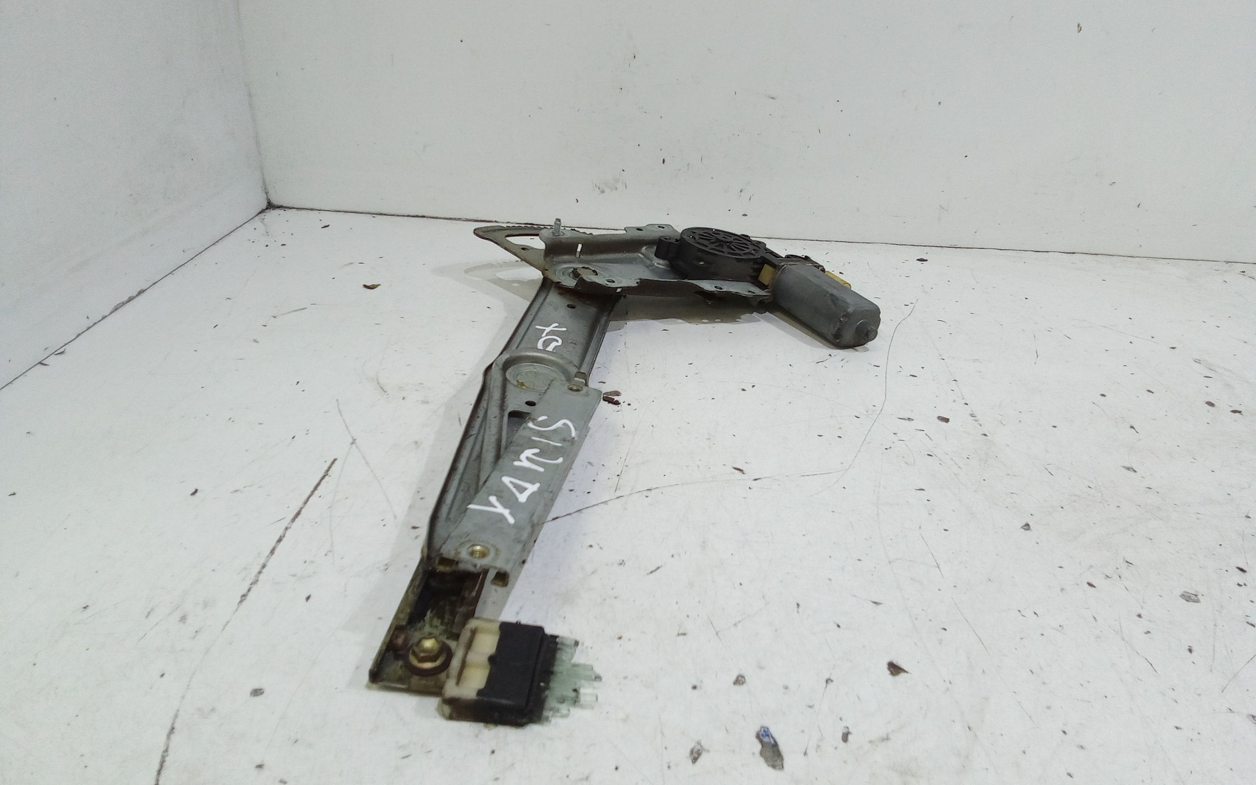 Cremagliera anteriore destra passeggero TOYOTA Yaris Serie (03>05)