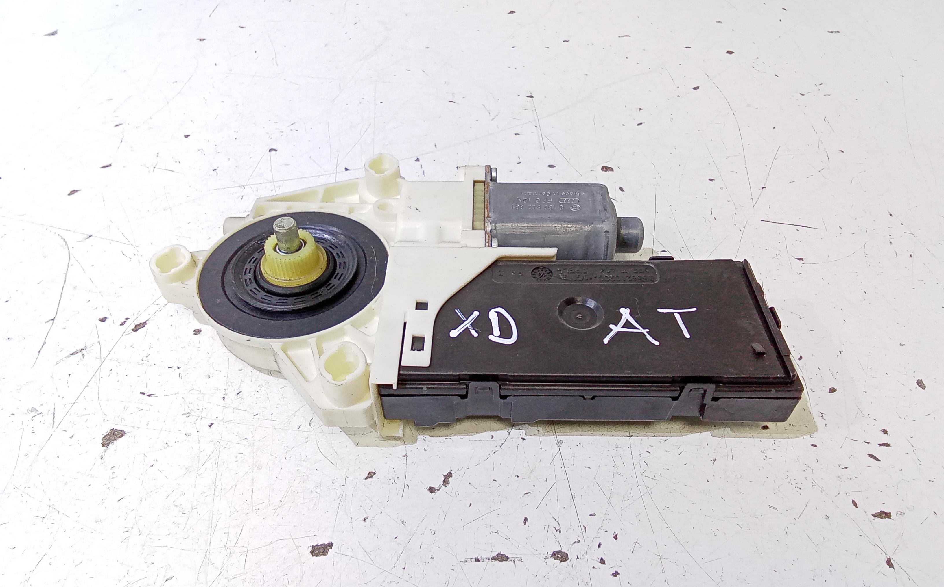 Motorino Alzavetro anteriore destra RENAULT Laguna Grand Tour 5 Serie