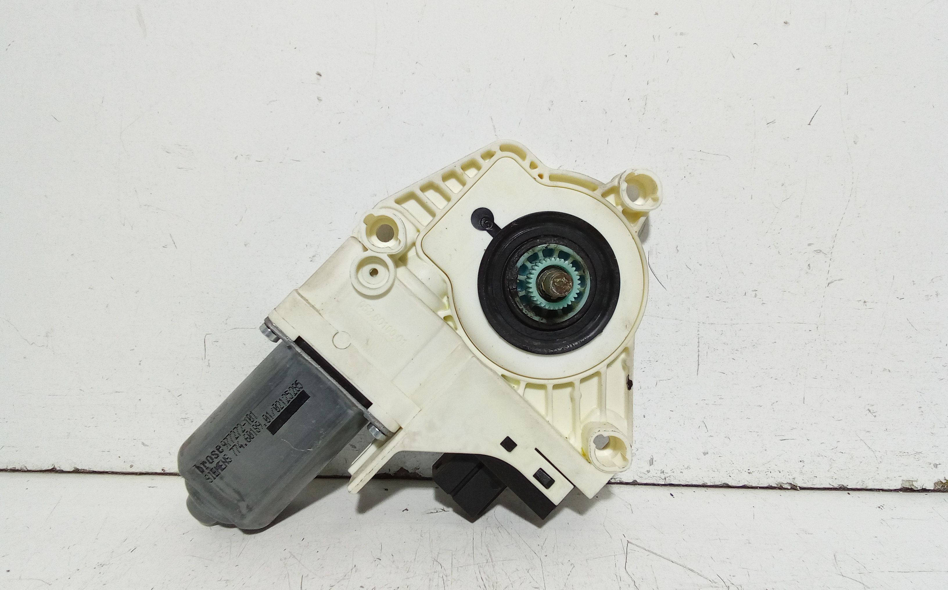 Motorino Alzavetro anteriore destra AUDI A6 Avant Serie C6 (4F5) (04>12)