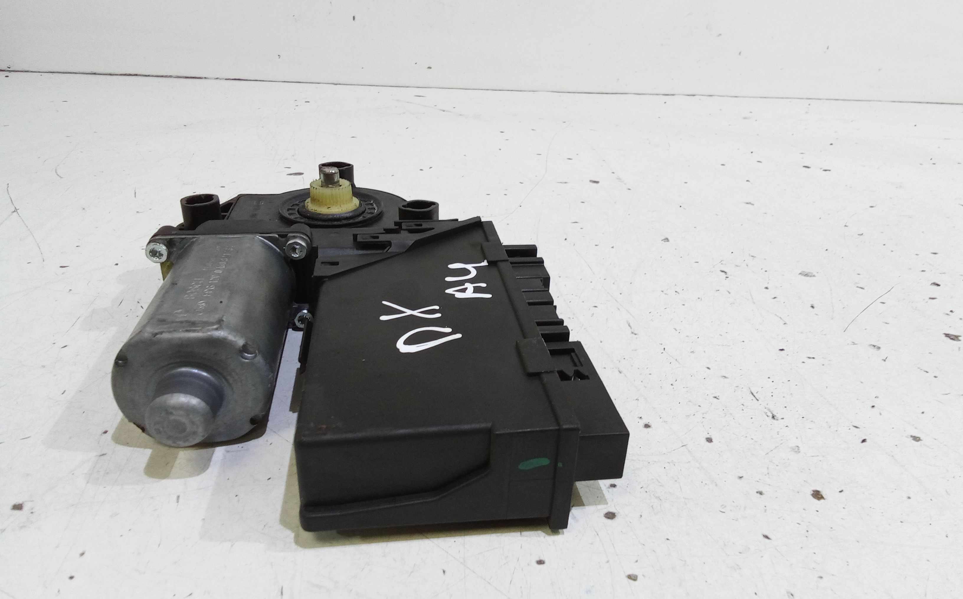 Motorino Alzavetro anteriore destra AUDI A4 Avant (8ED) (04>08)