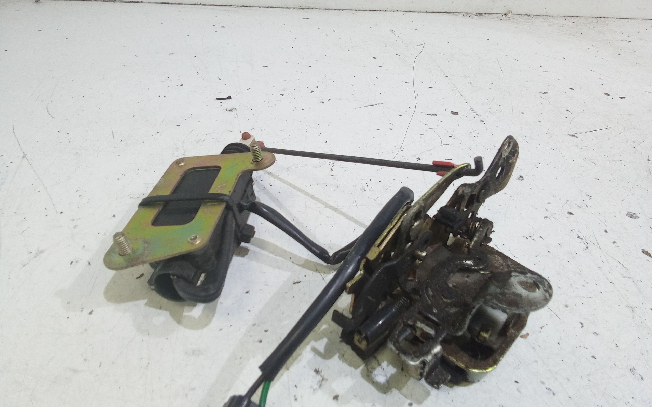 Serratura Posteriore Sinistra KIA Sportage Serie (98>04)