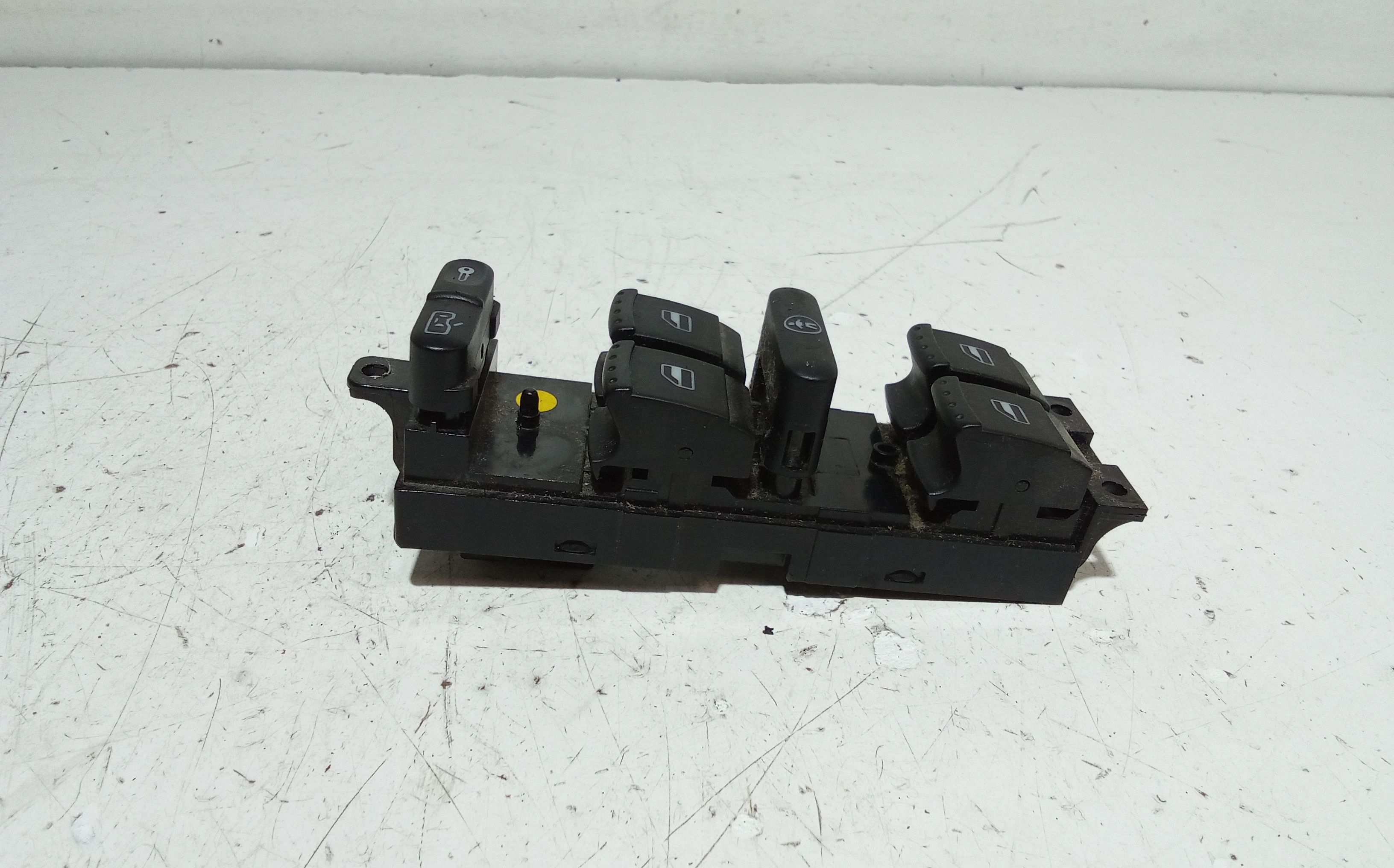 Pulsantiera anteriore sinistra Guida VOLKSWAGEN Passat Variant 3 Serie