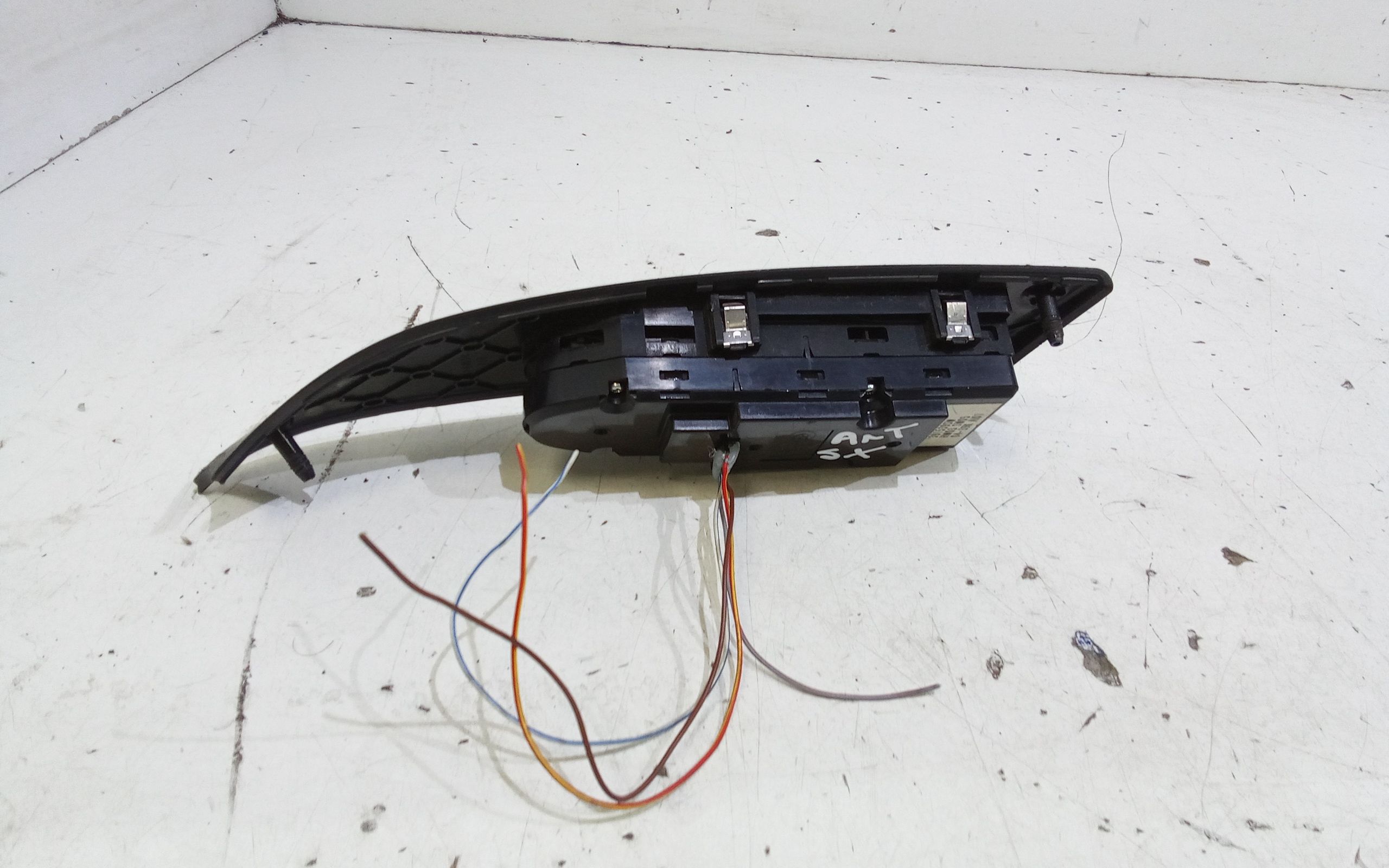 Pulsantiera anteriore sinistra Guida BMW Serie 5 E60