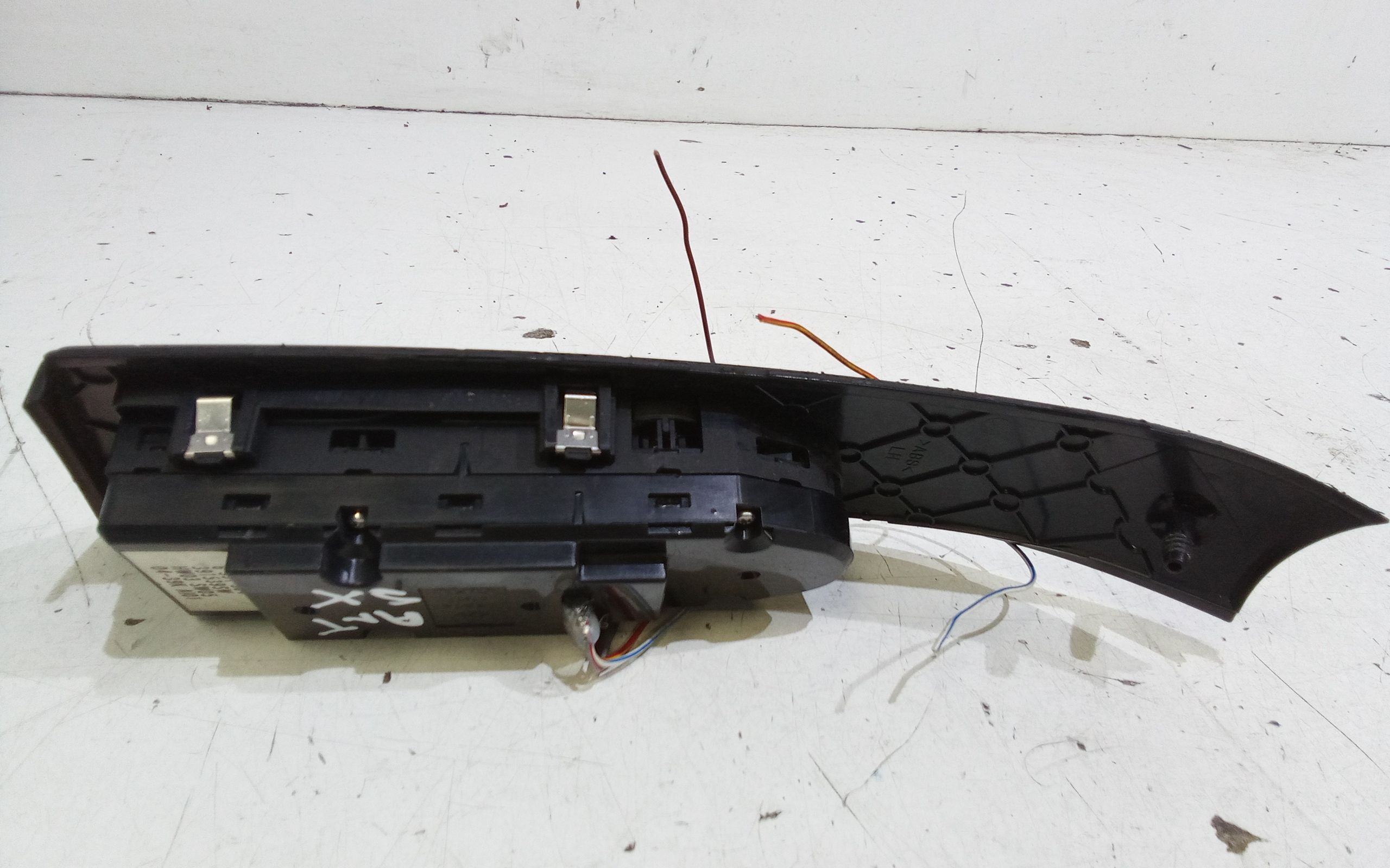 Pulsantiera anteriore sinistra Guida BMW Serie 5 E60