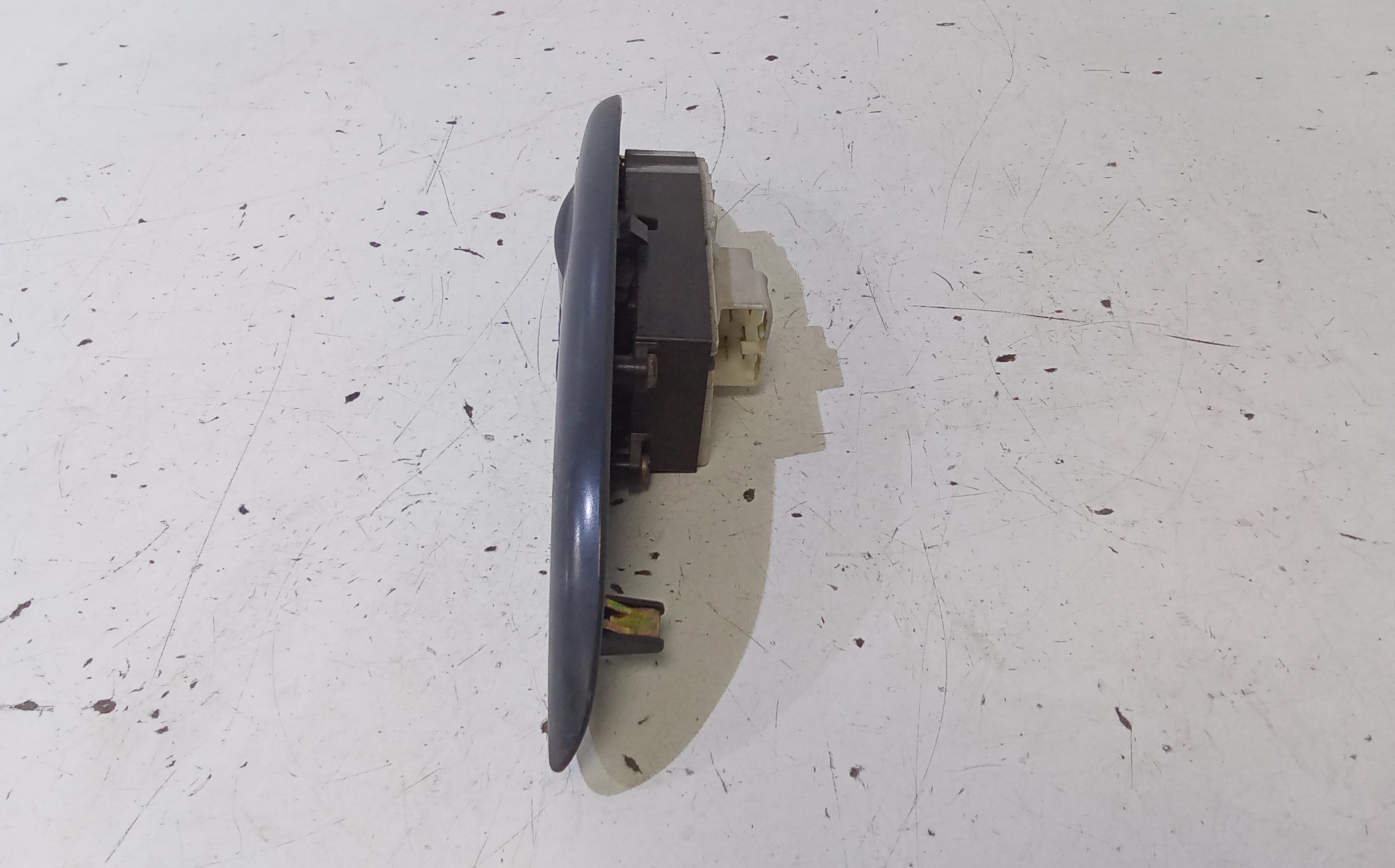 Pulsantiera anteriore sinistra Guida TOYOTA Yaris Serie (03>05)