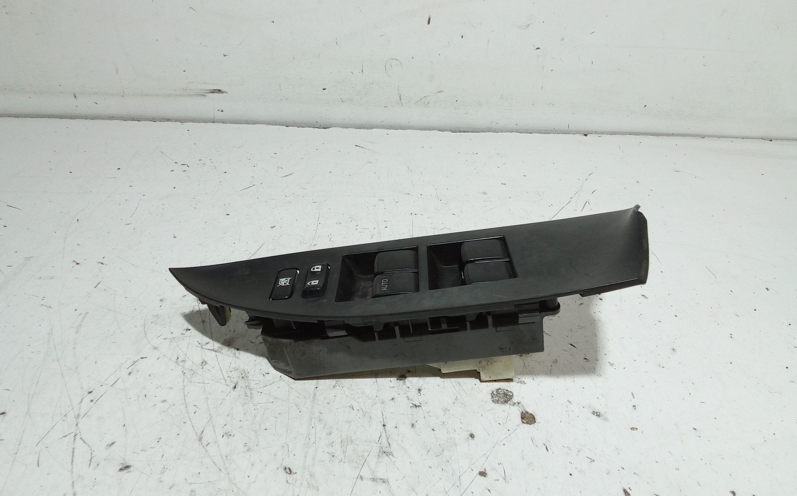 Pulsantiera anteriore sinistra Guida TOYOTA Rav4 5 Serie