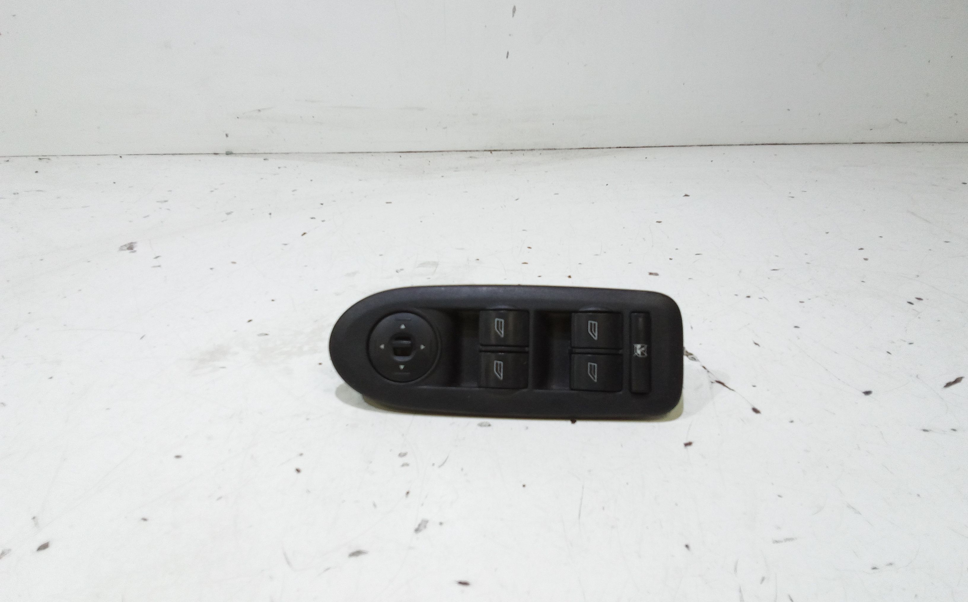 Pulsantiera anteriore sinistra Guida FORD C - Max Serie (07>10)