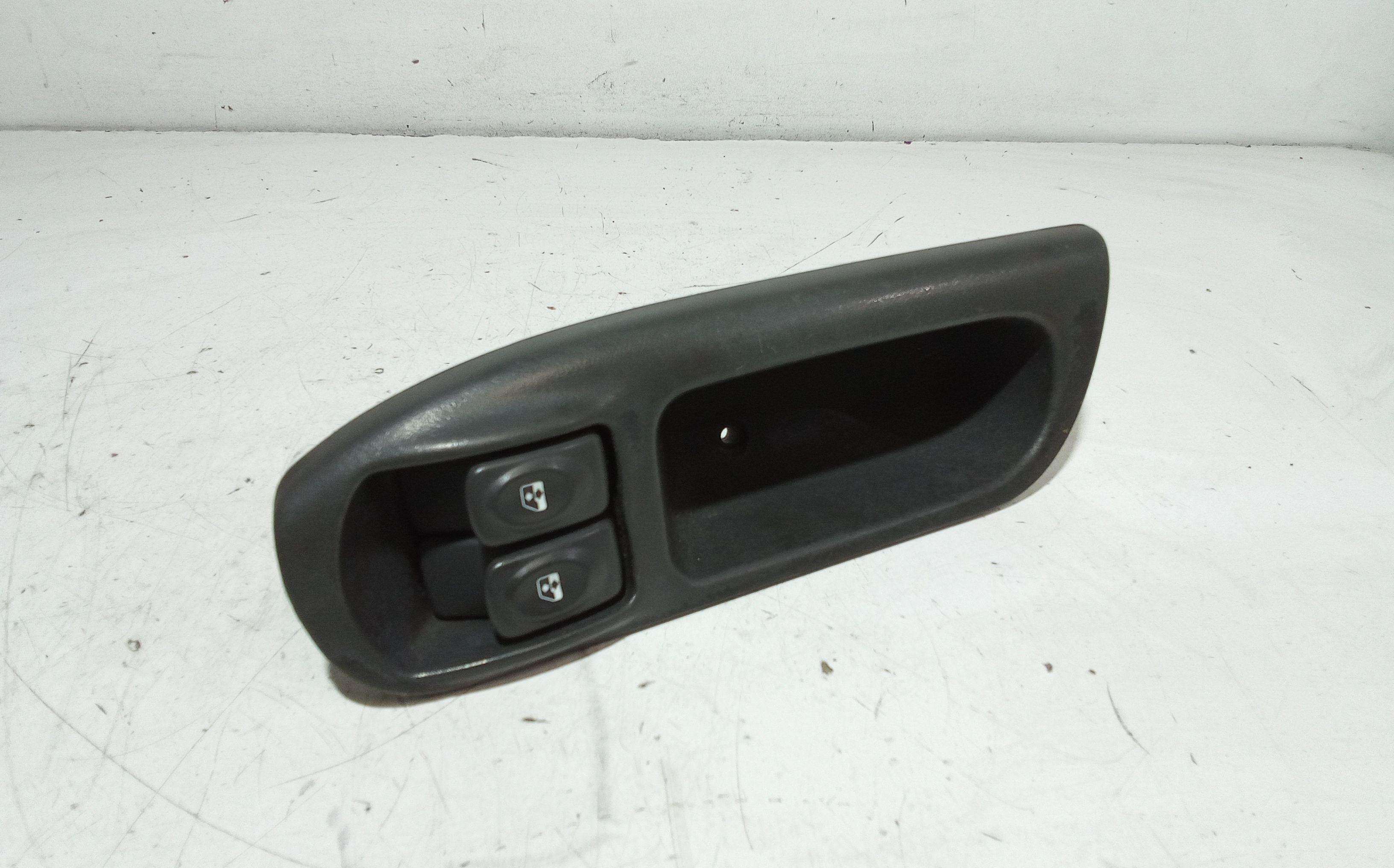 Pulsantiera anteriore sinistra Guida RENAULT Scenic Serie (99>03)