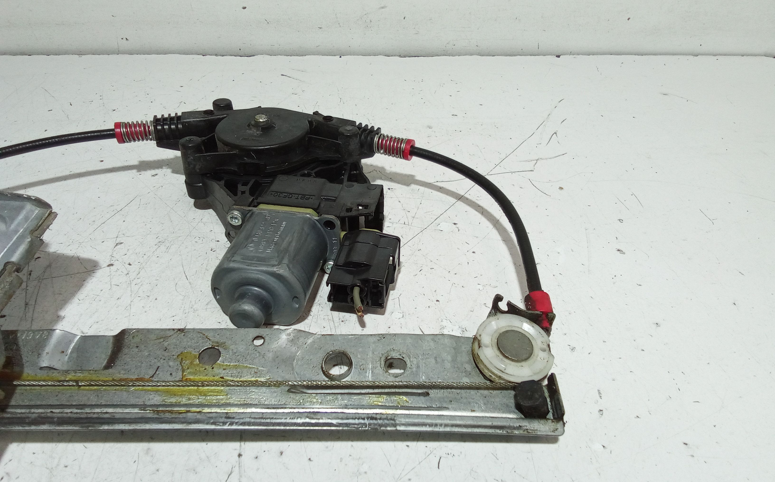 Cremagliera posteriore destra passeggero FORD Fiesta 6 Serie