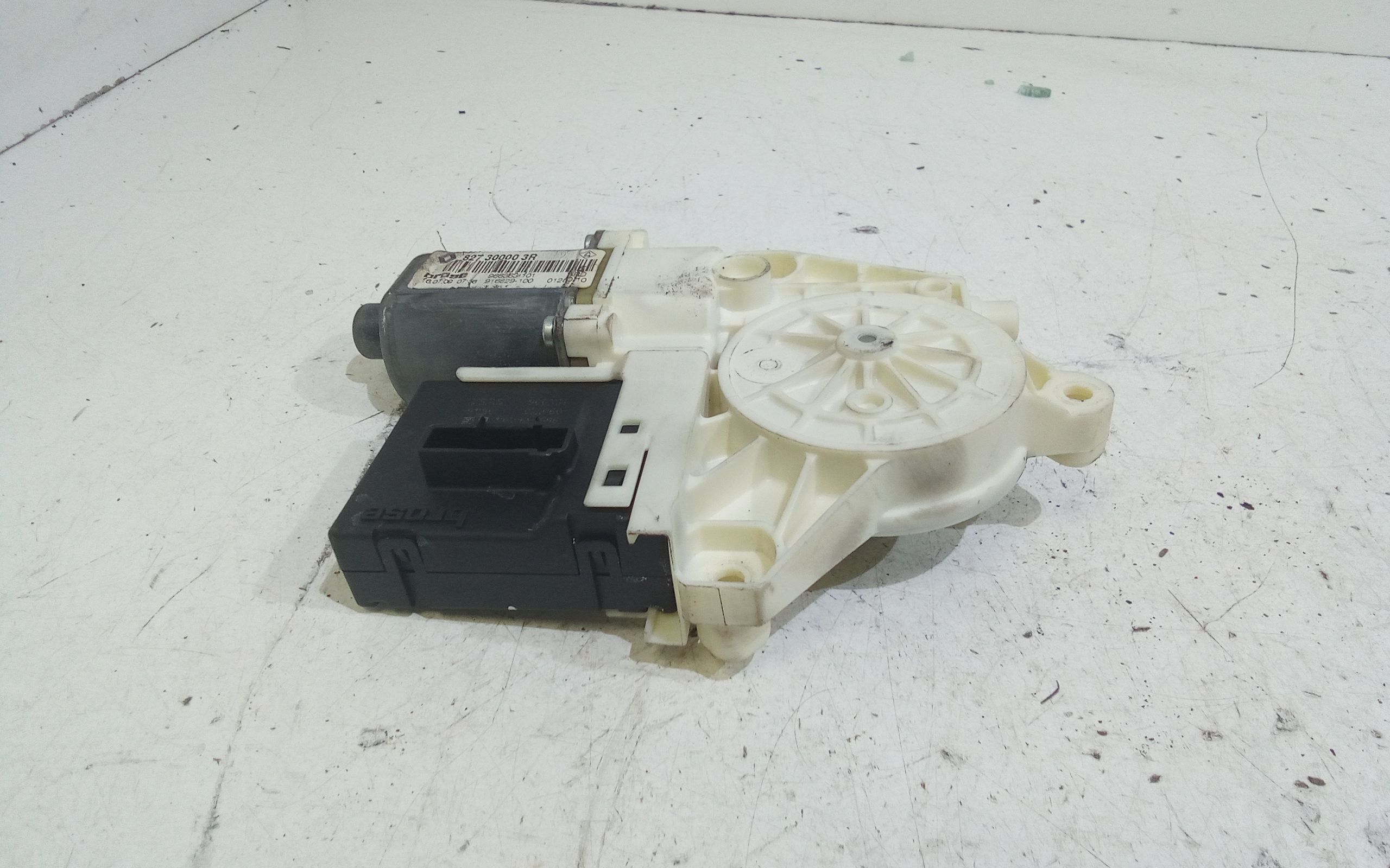 Motorino Alzavetro posteriore destra RENAULT Megane III (08>16)