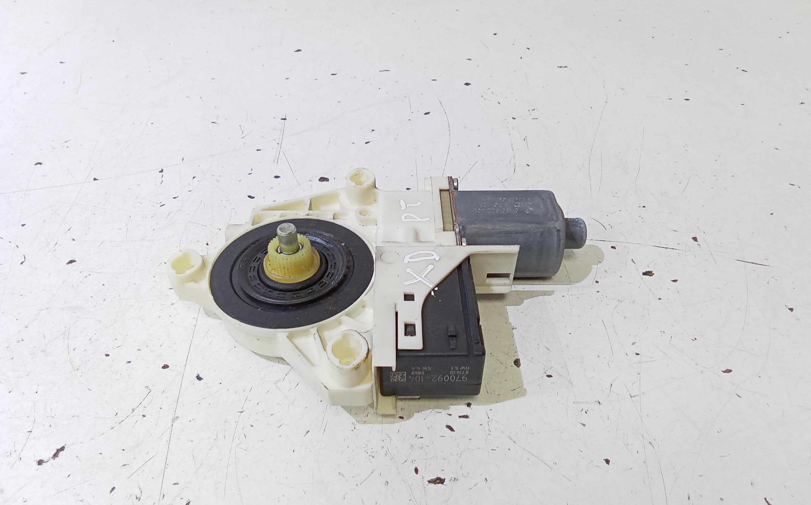 Motorino Alzavetro posteriore destra RENAULT Laguna Grand Tour 5 Serie