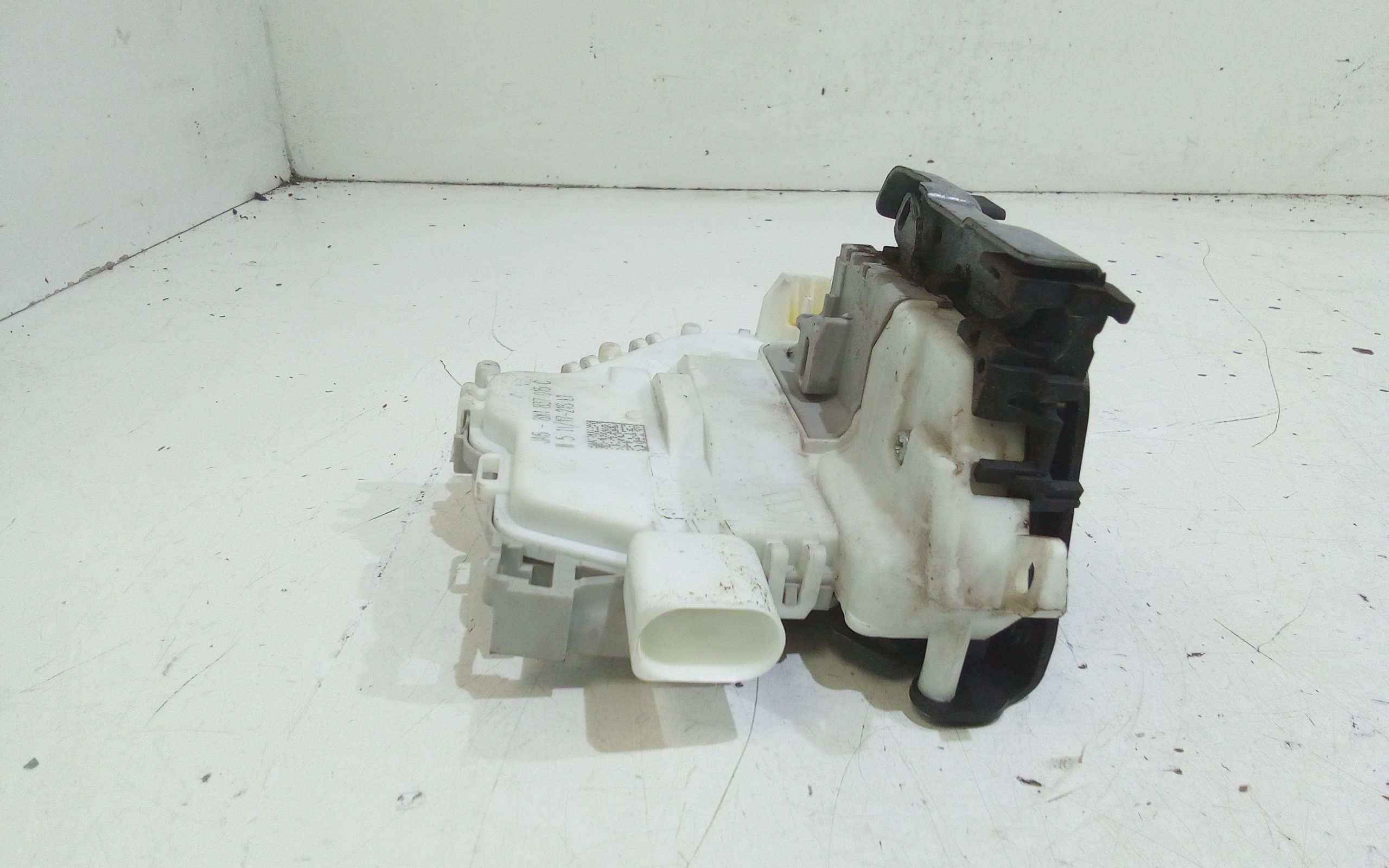 Serratura Anteriore Sinistra AUDI Q2 Serie (GAB) (16>)