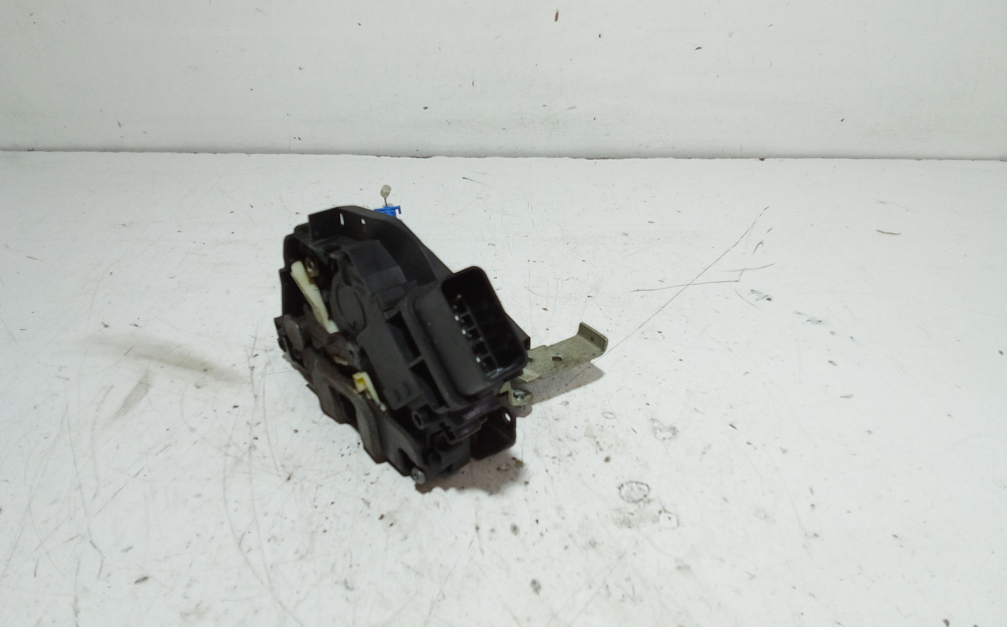 Serratura Anteriore Sinistra FORD Mondeo S. Wagon 6 Serie