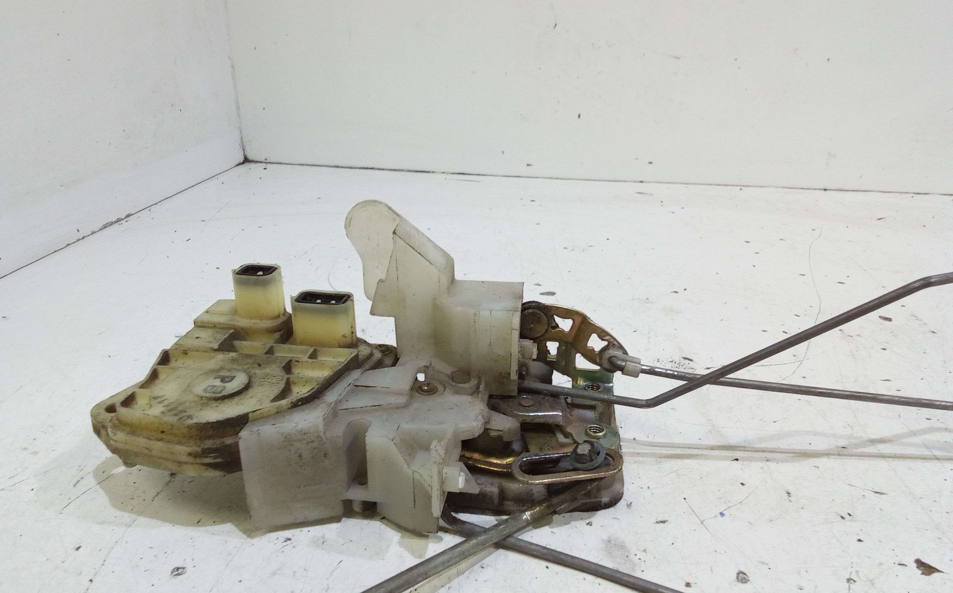 Serratura Anteriore Sinistra HONDA Civic Berlina 5P (01>06)