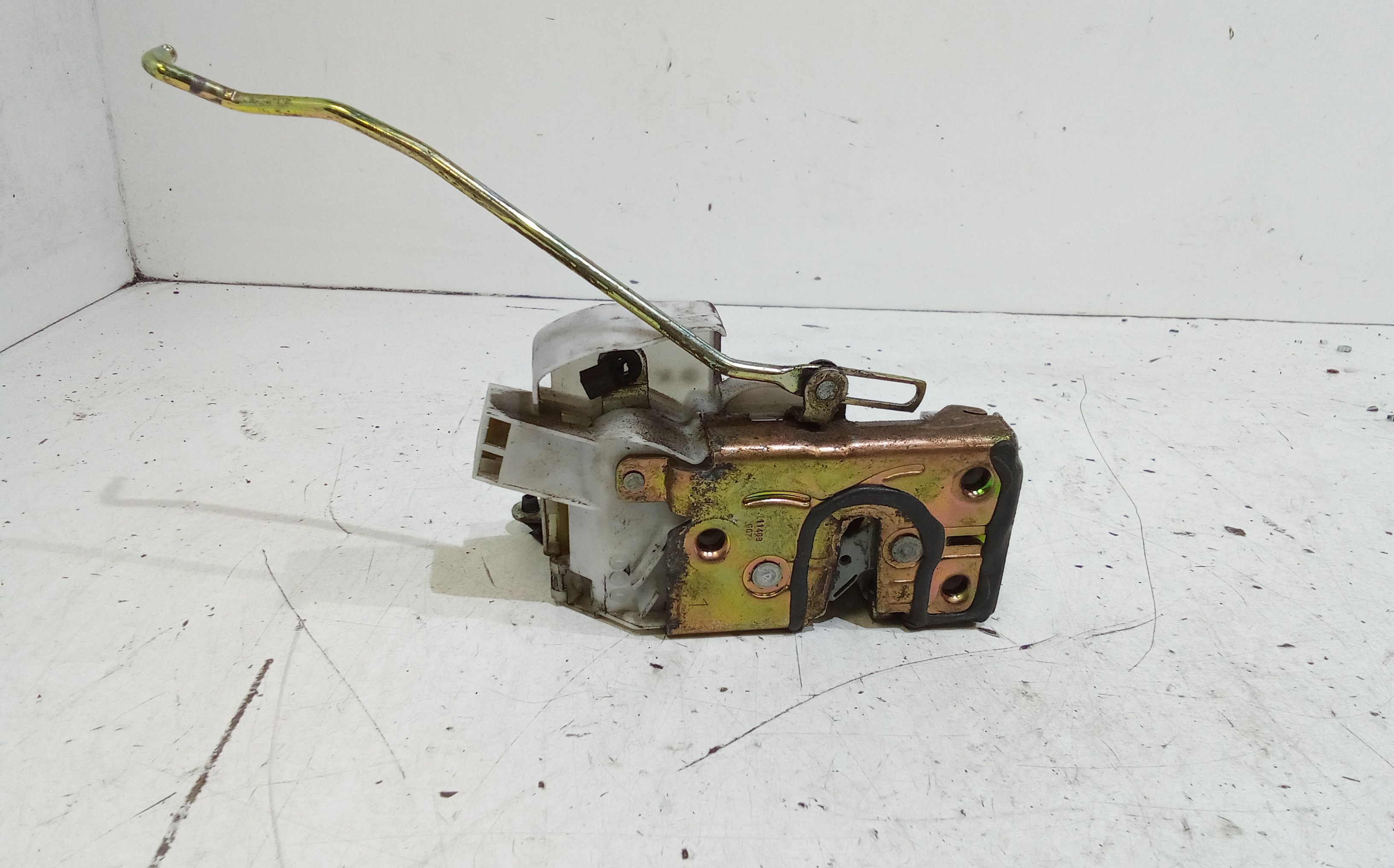 Serratura Anteriore Sinistra TOYOTA Avensis Berlina 1 Serie