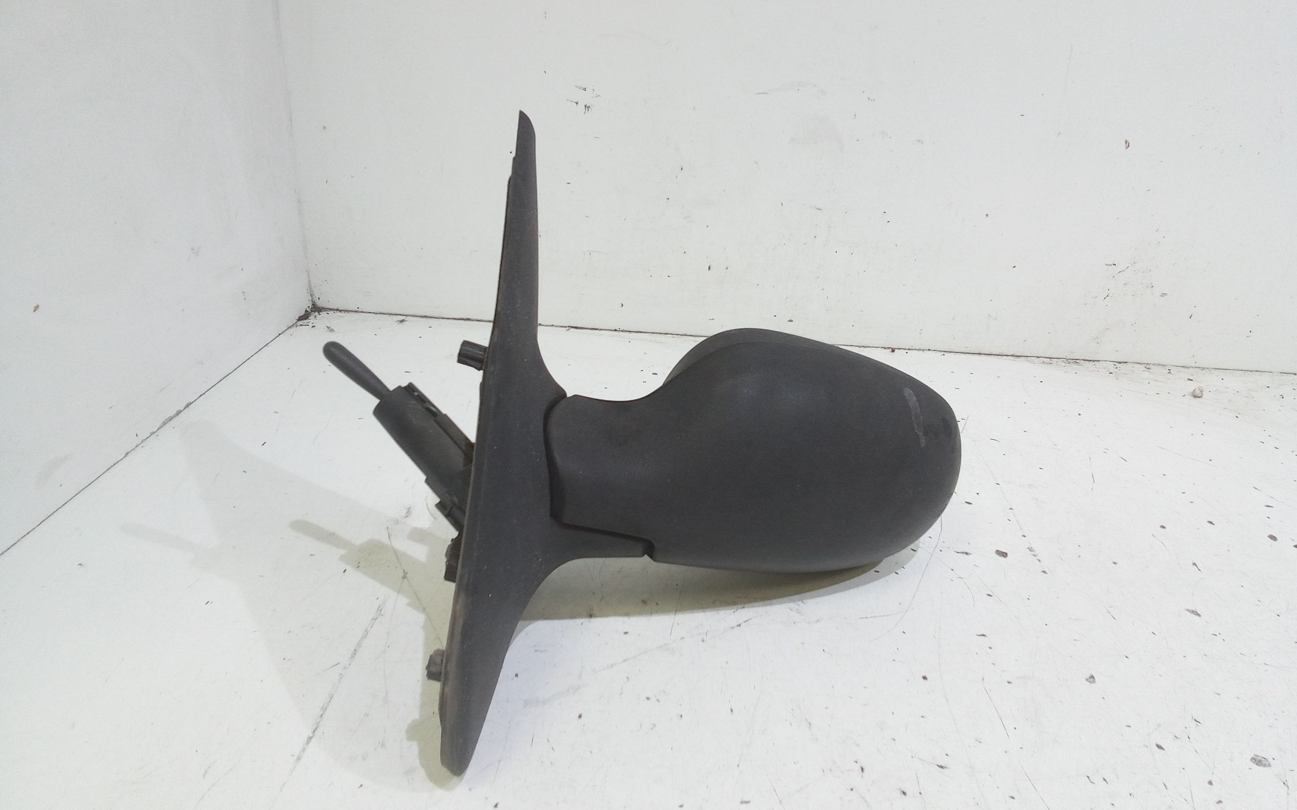 Specchietto Retrovisore Sinistro RENAULT Clio Serie (01>05)