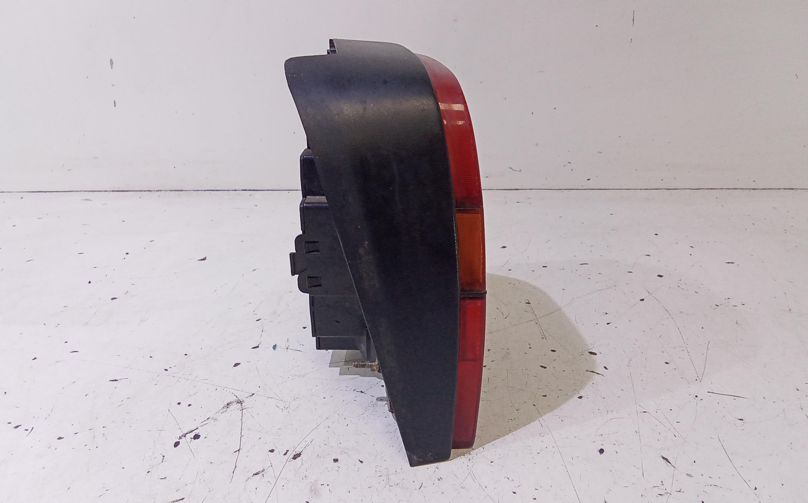 Stop fanale posteriore Destro Passeggero VOLKSWAGEN Polo 3 Serie