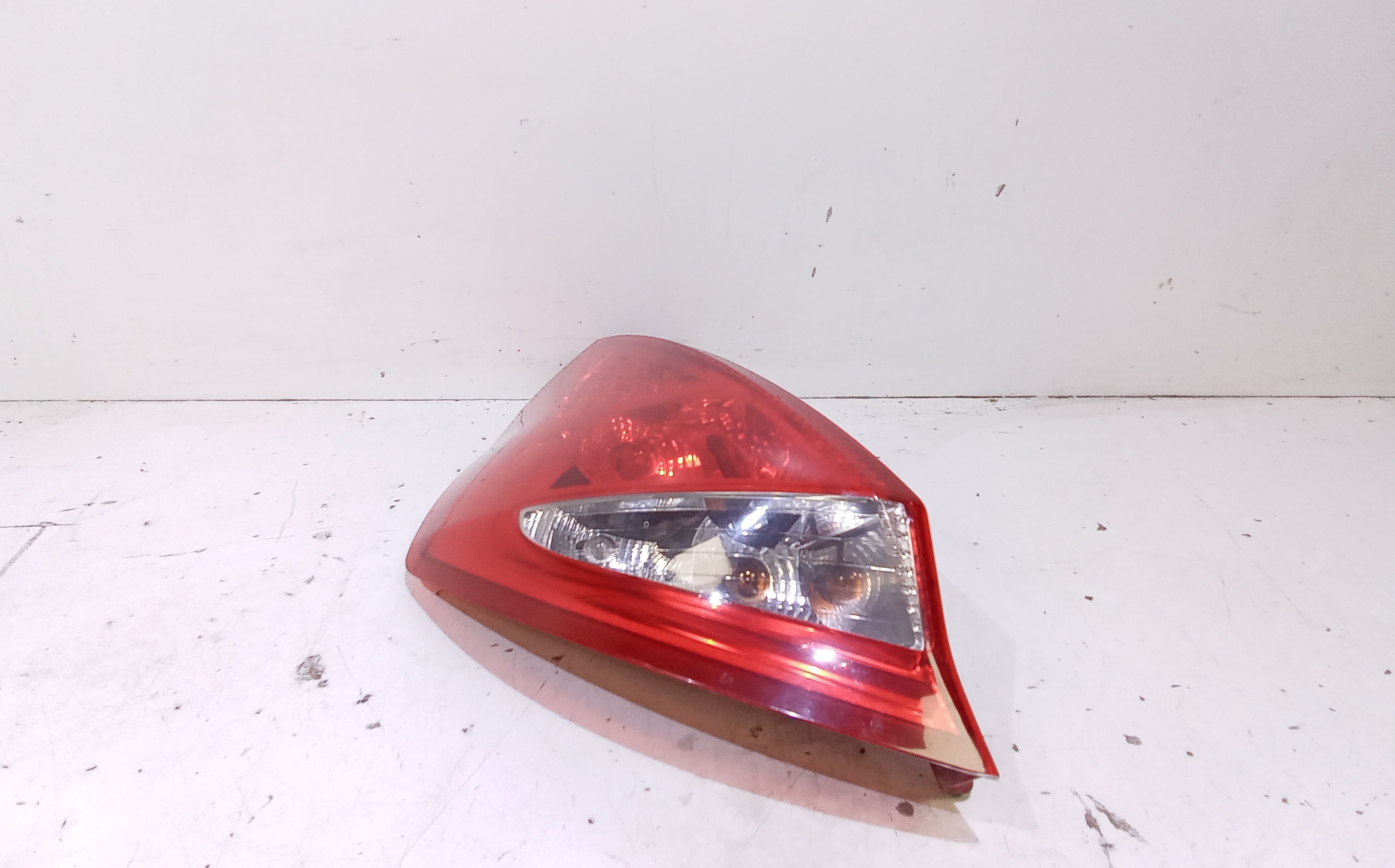 Stop fanale Posteriore sinistro lato Guida FORD Fiesta 6 Serie