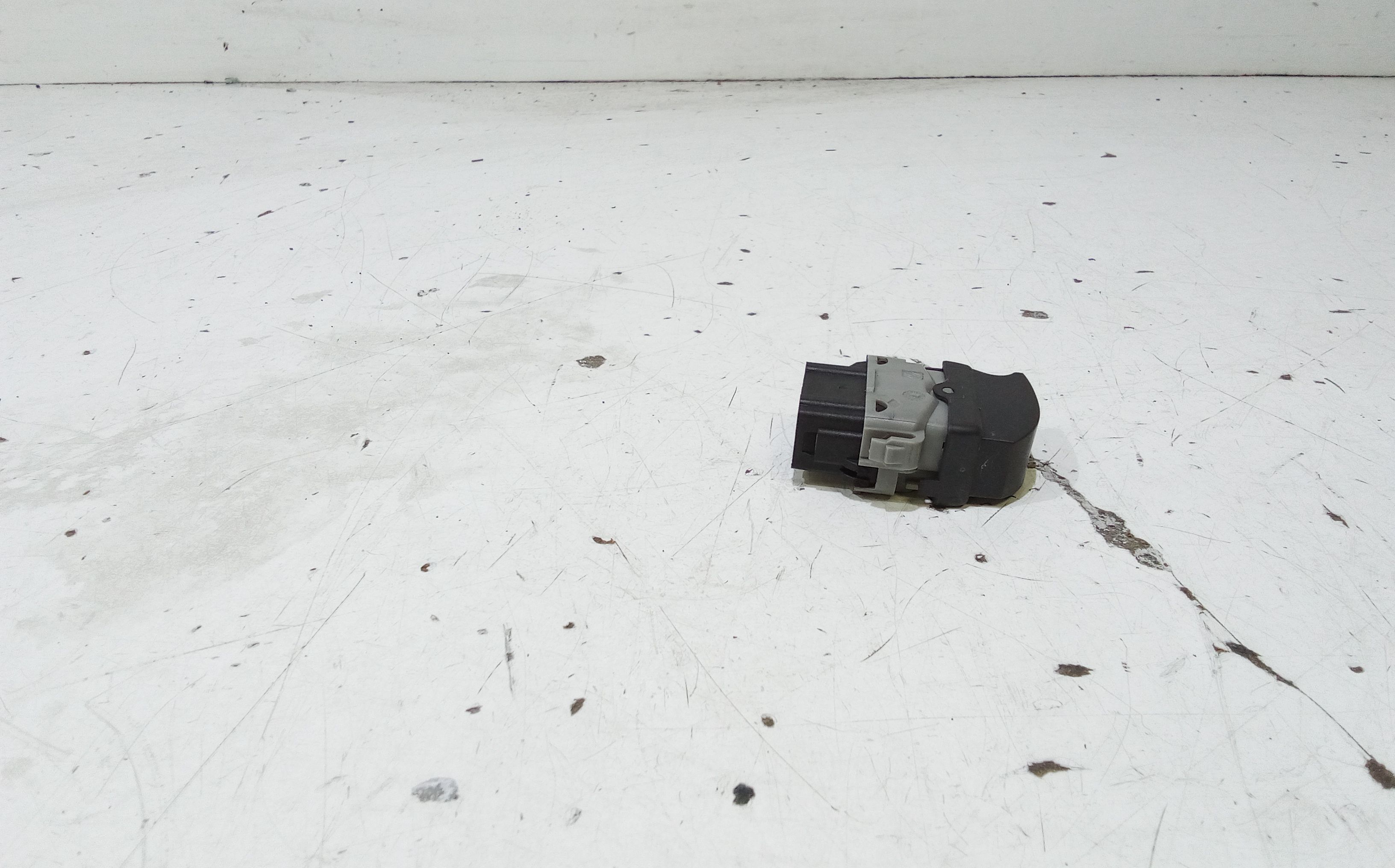 Parasole aletta Lato Passeggero RENAULT Clio Serie (04>08)