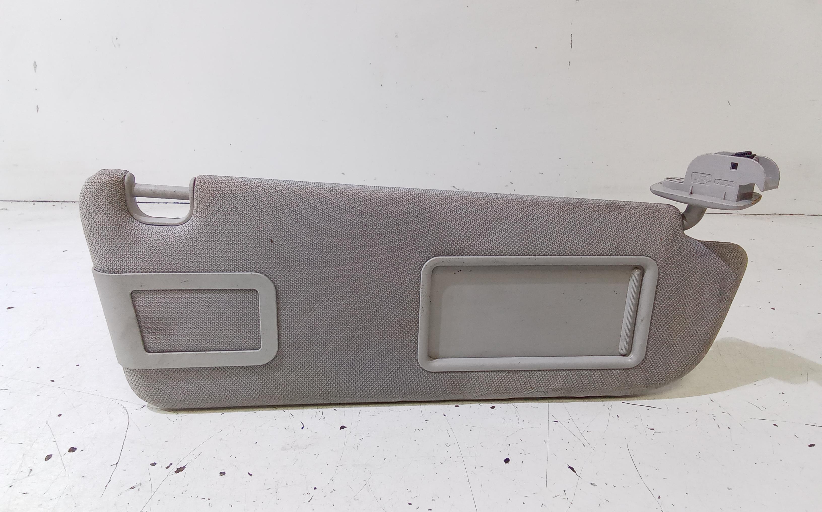 Parasole aletta Lato Passeggero AUDI A6 Avant Serie C6 (4F5) (04>12)