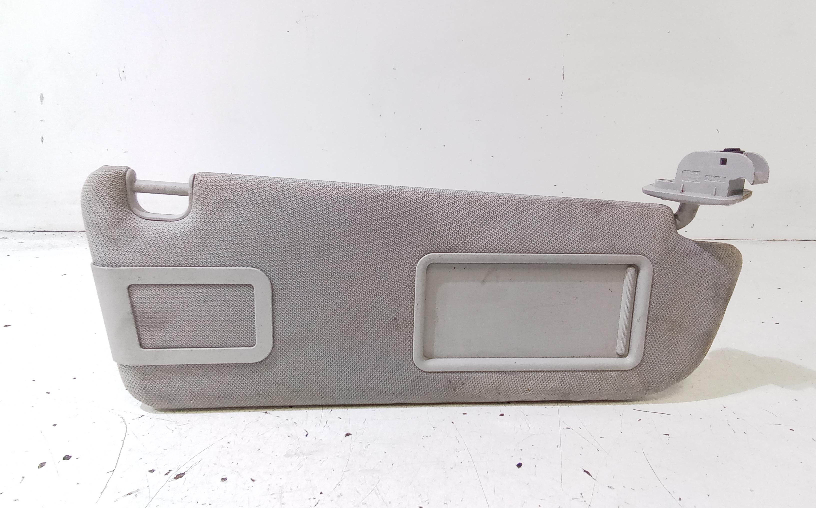 Parasole aletta Lato Passeggero AUDI A6 Avant Serie C6 (4F5) (04>12)