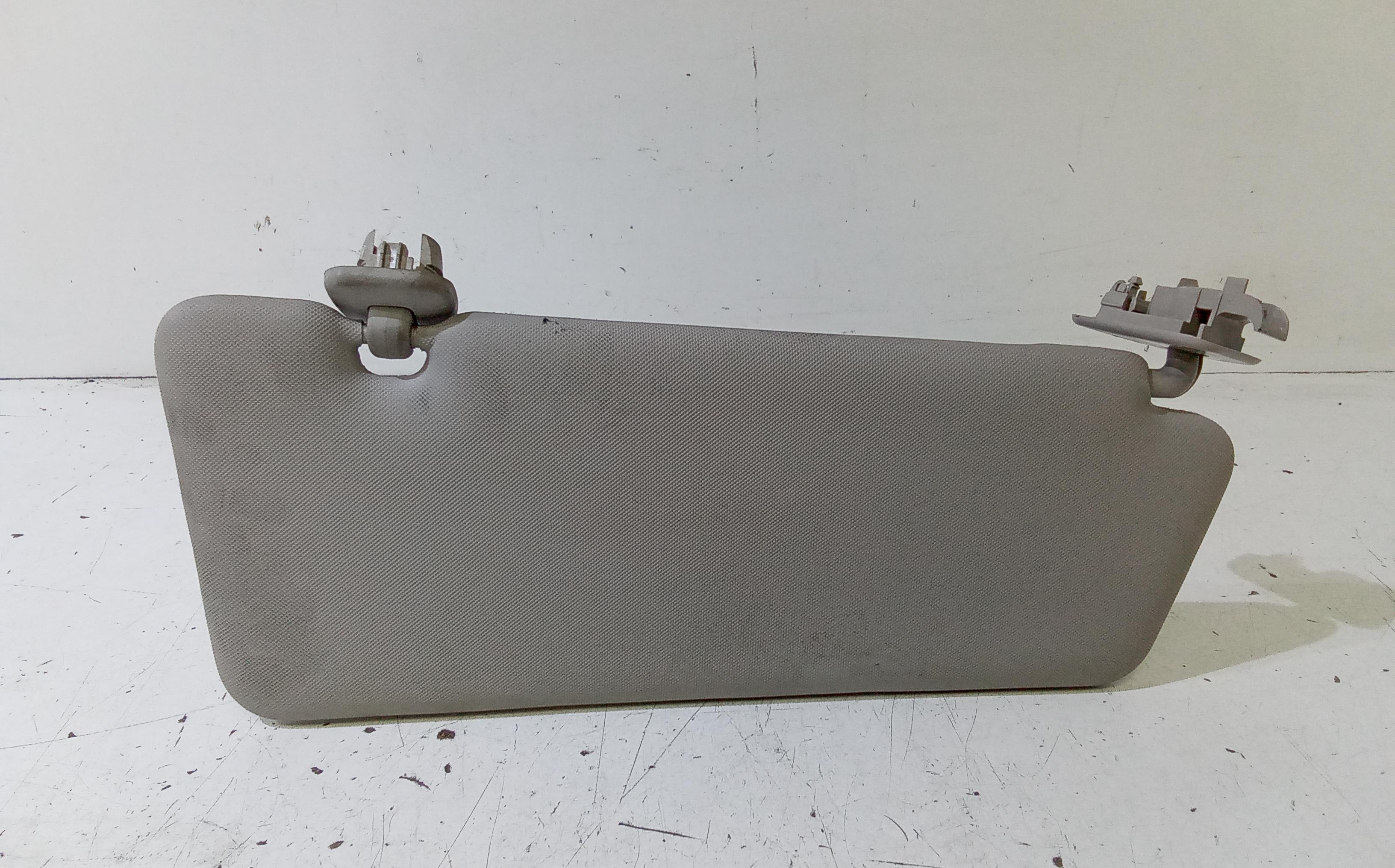 Parasole aletta anteriore Lato Guida RENAULT Megane III (08>16)