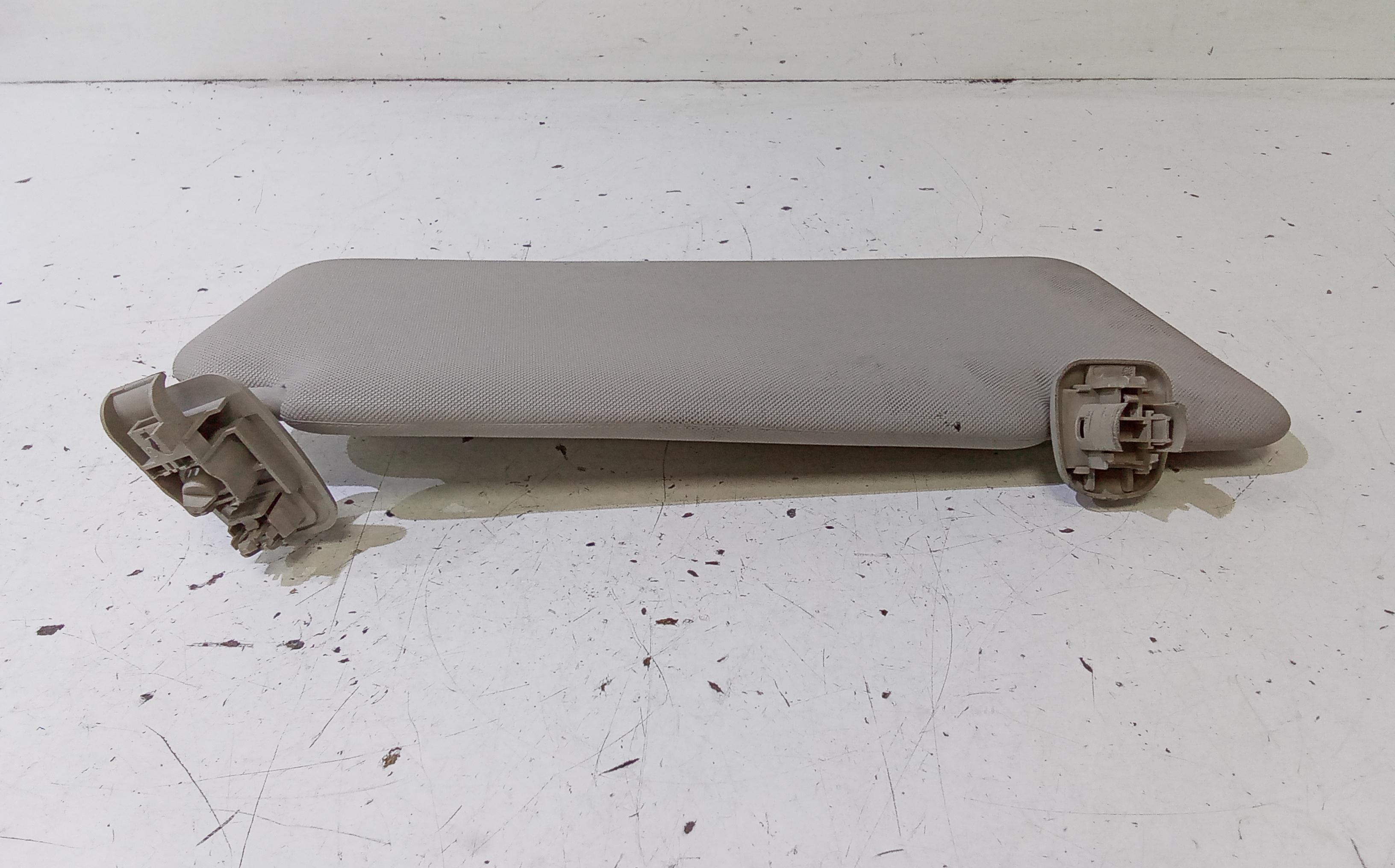 Parasole aletta anteriore Lato Guida RENAULT Megane III (08>16)