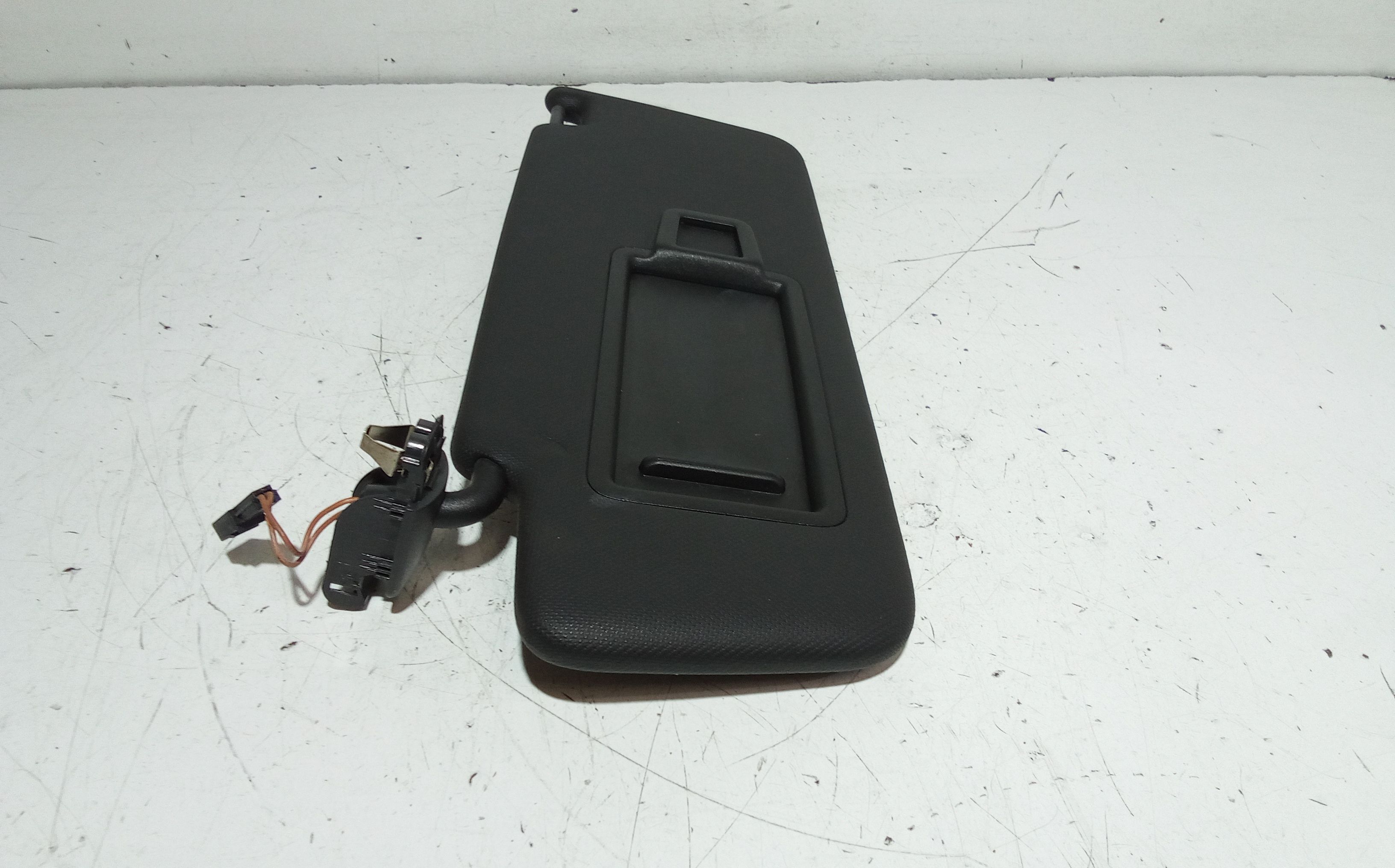 Parasole aletta anteriore Lato Guida AUDI Q2 Serie (GAB) (16>)