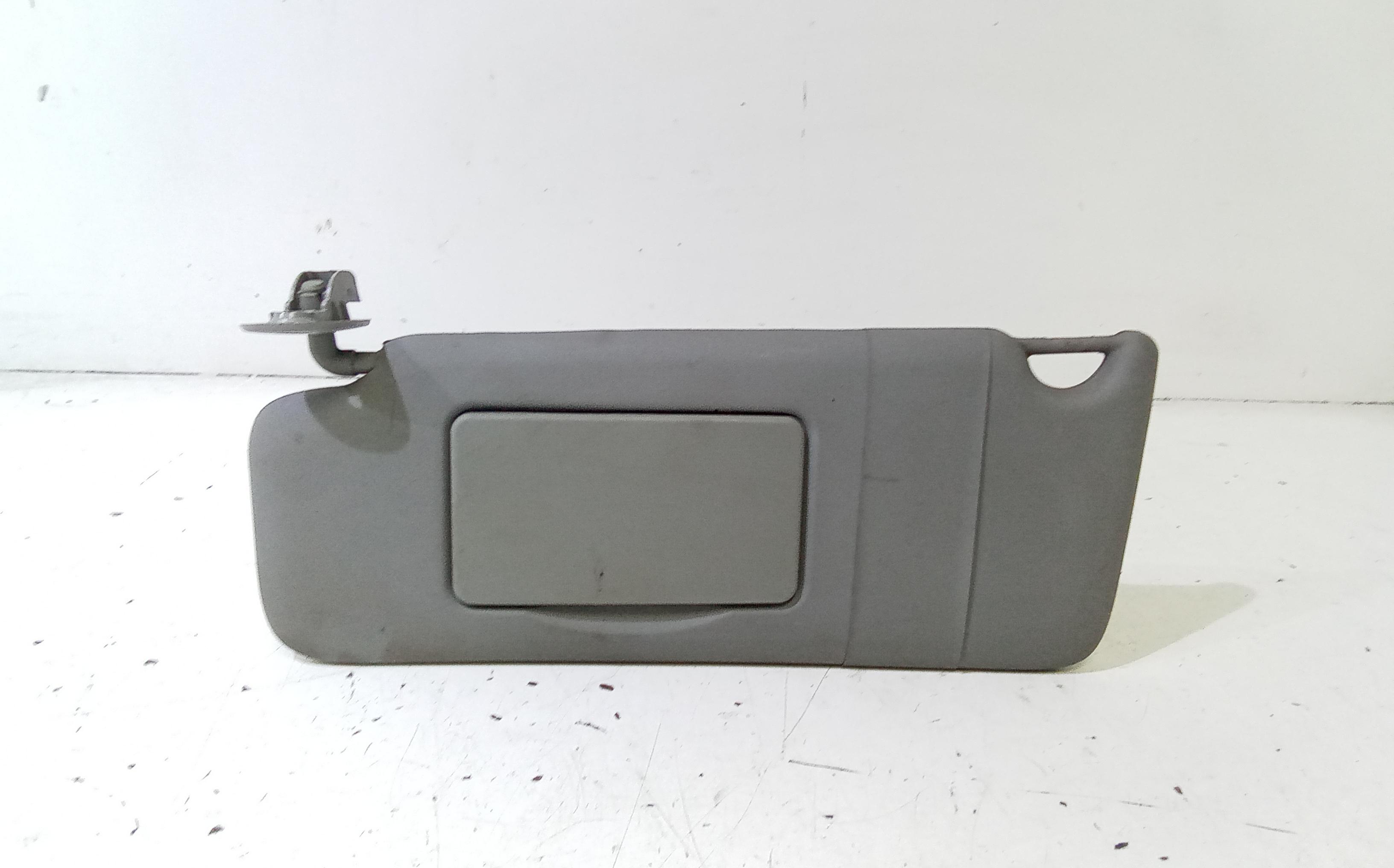 Parasole aletta anteriore Lato Guida RENAULT Clio Serie (01>05)