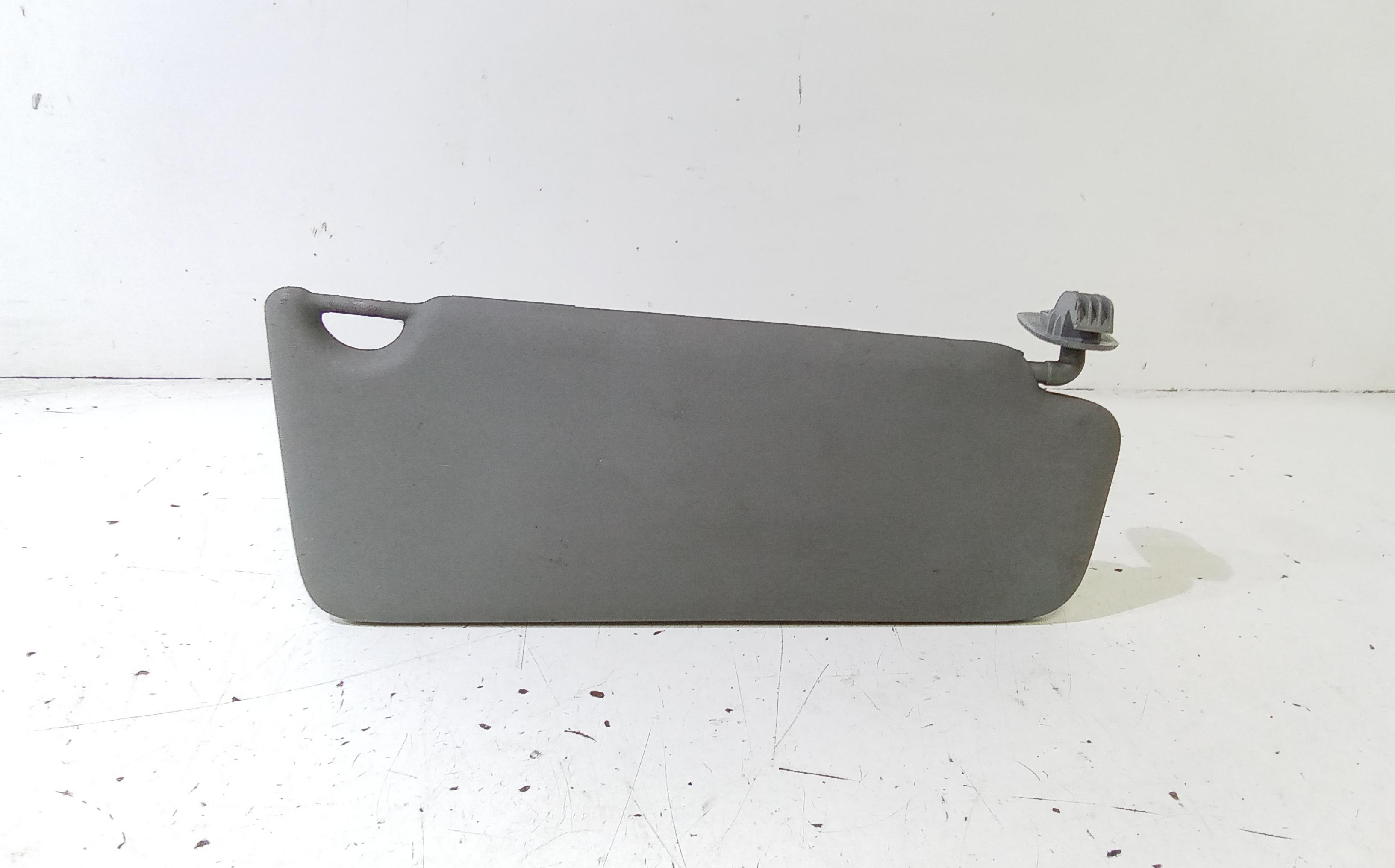 Parasole aletta anteriore Lato Guida RENAULT Clio Serie (01>05)