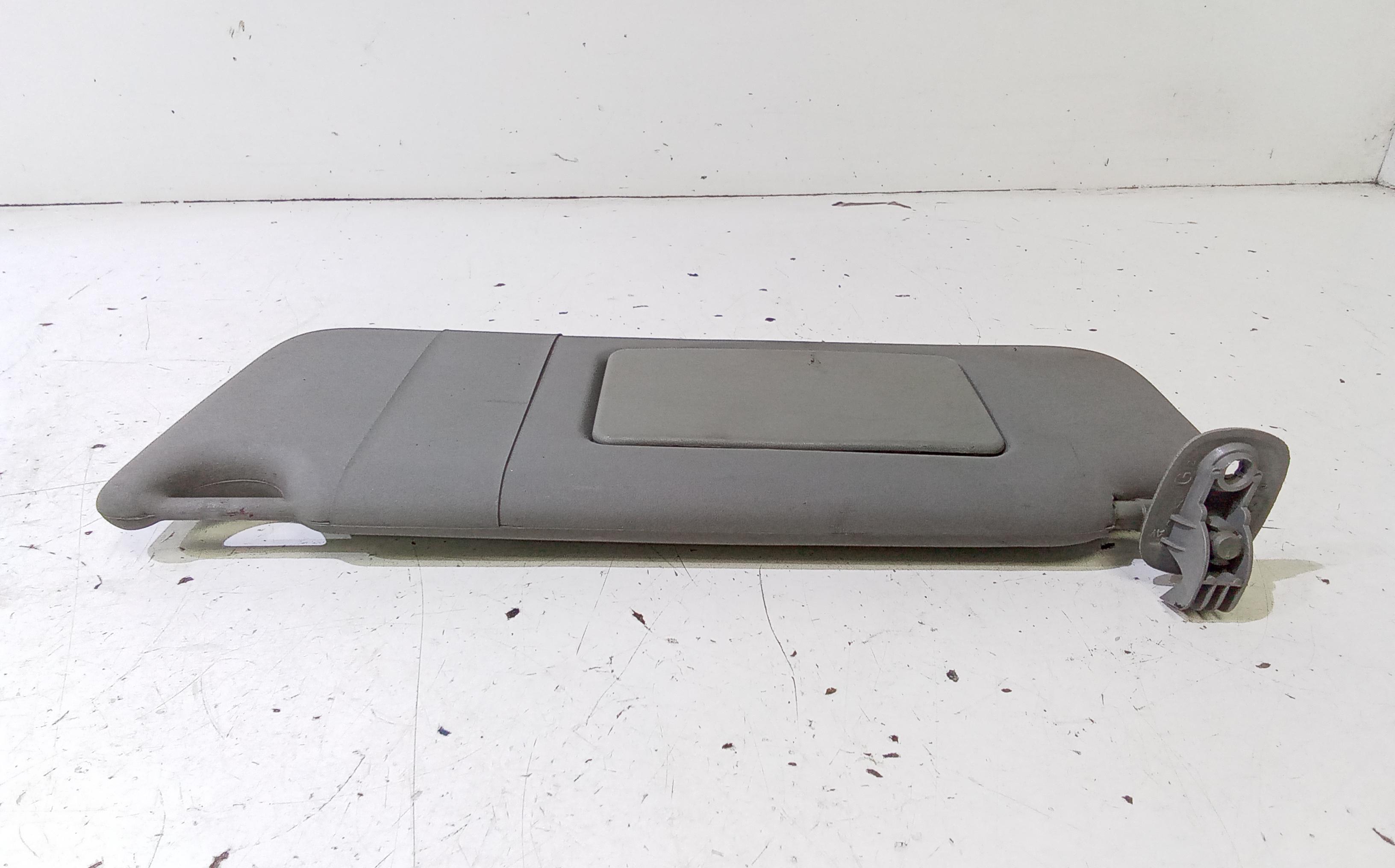 Parasole aletta anteriore Lato Guida RENAULT Clio Serie (01>05)