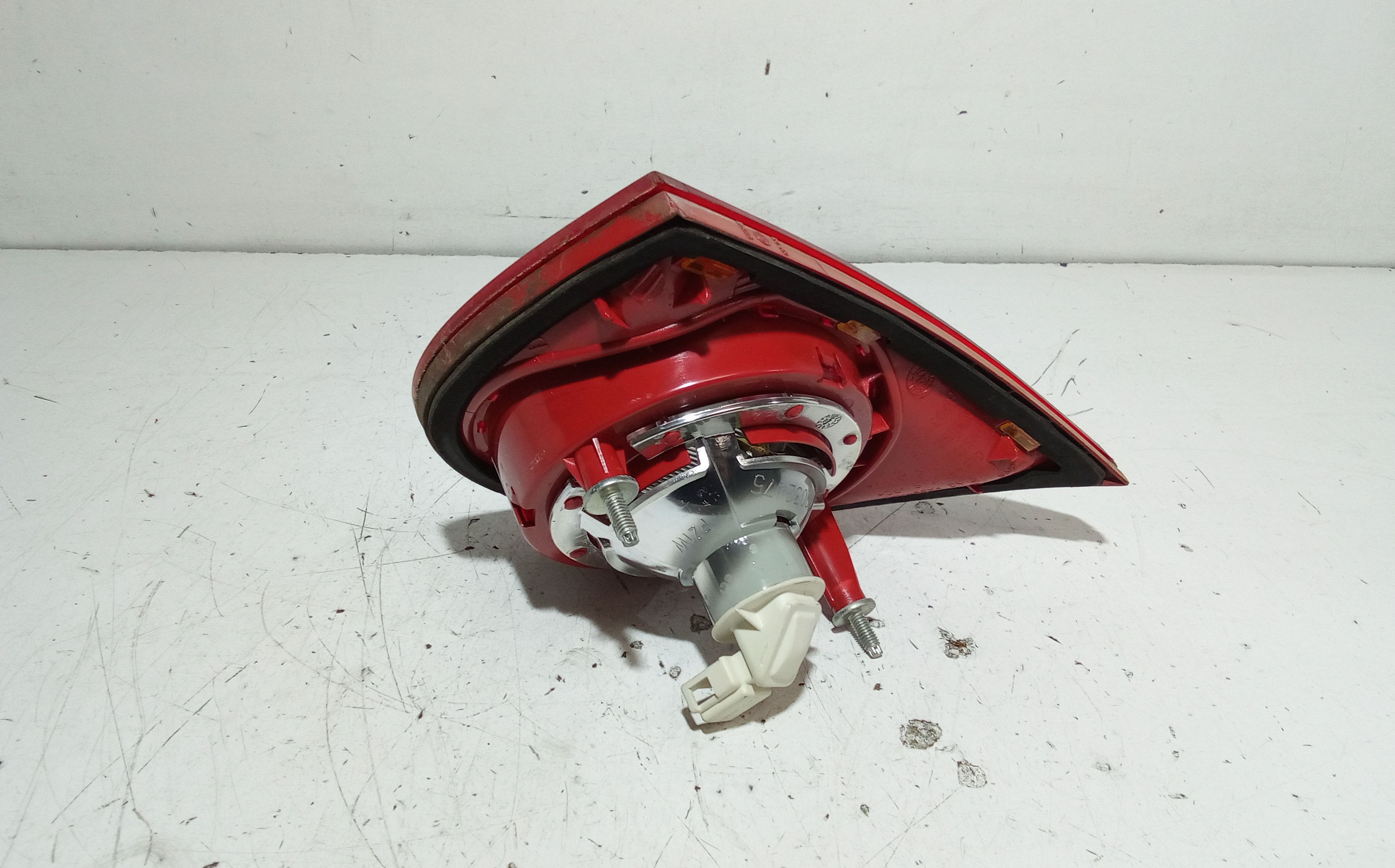 Stop Posteriore Destro Integrato nel Portello VOLKSWAGEN Golf 5 Berlina (03>08)