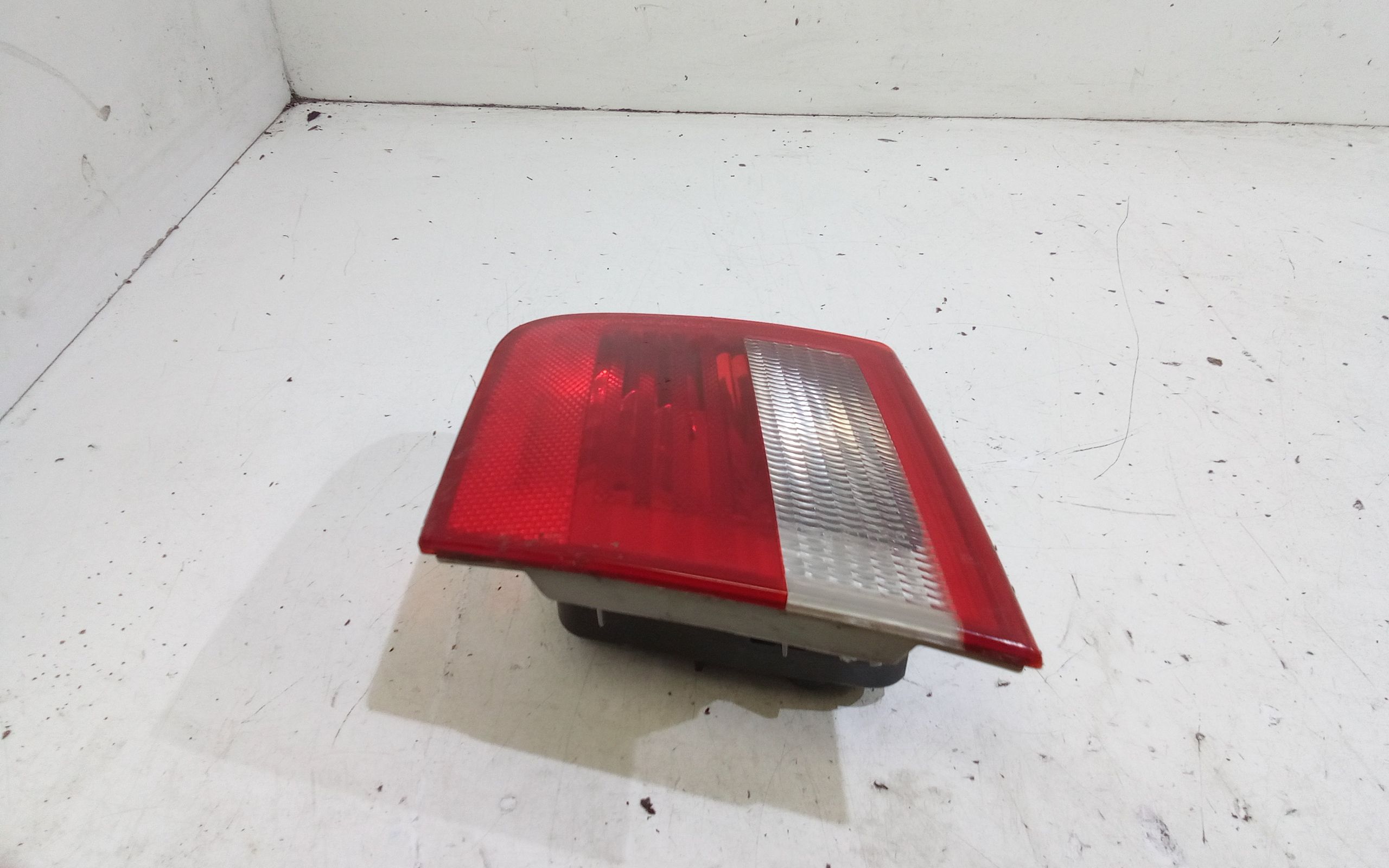 Stop Posteriore Destro Integrato nel Portello BMW Serie 3 E46 Touring 2 Serie