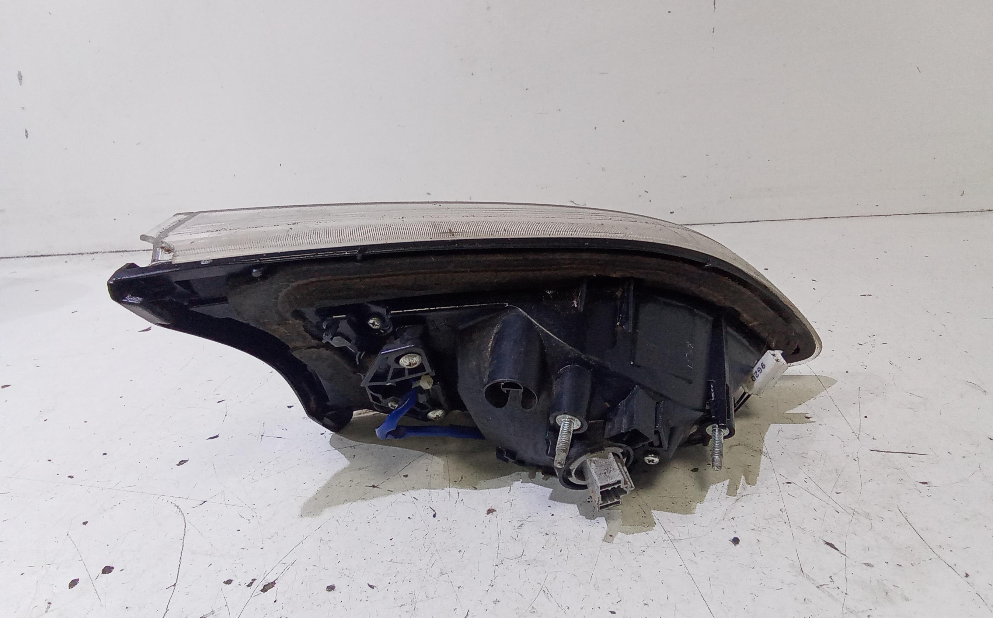 Stop Posteriore Destro Integrato nel Portello MAZDA 3 Berlina Serie (09>13)