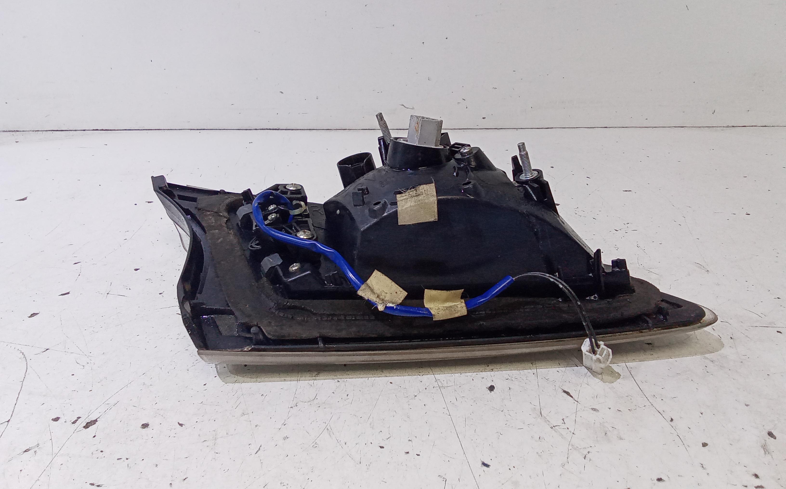 Stop Posteriore Destro Integrato nel Portello MAZDA 3 Berlina Serie (09>13)