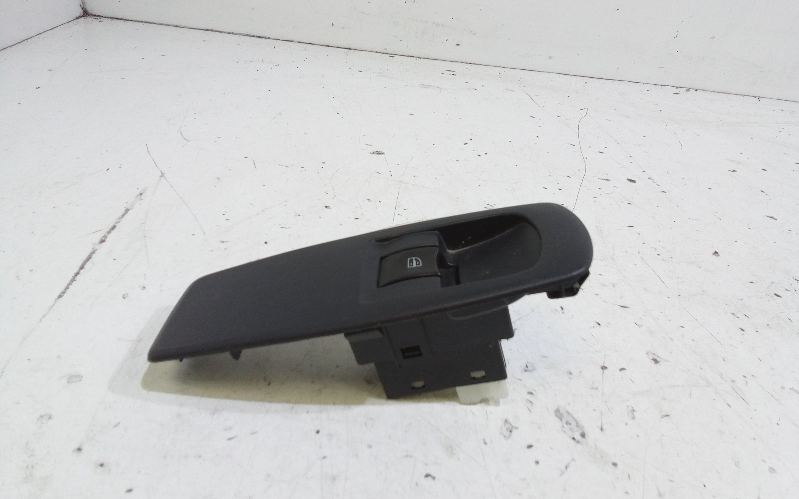 Pulsantiera Anteriore Destra Passeggero RENAULT Koleos 1 Serie