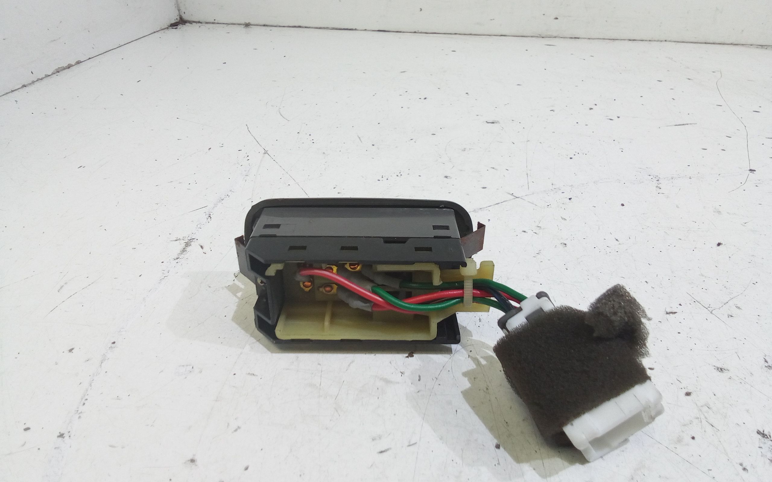 Pulsantiera Anteriore Destra Passeggero KIA Sportage Serie (98>04)