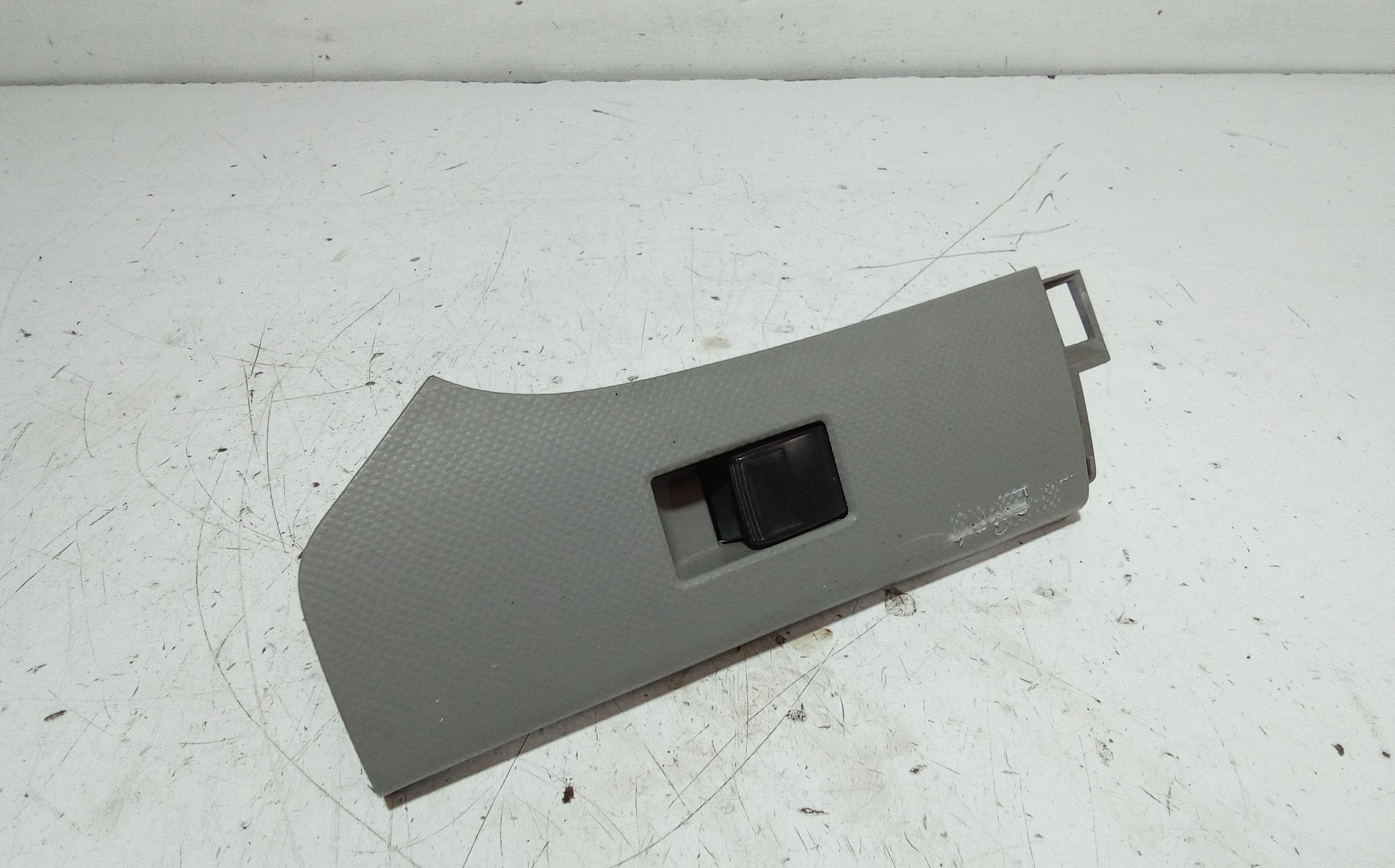 Pulsantiera Anteriore Destra Passeggero TOYOTA Yaris Serie (05>08)