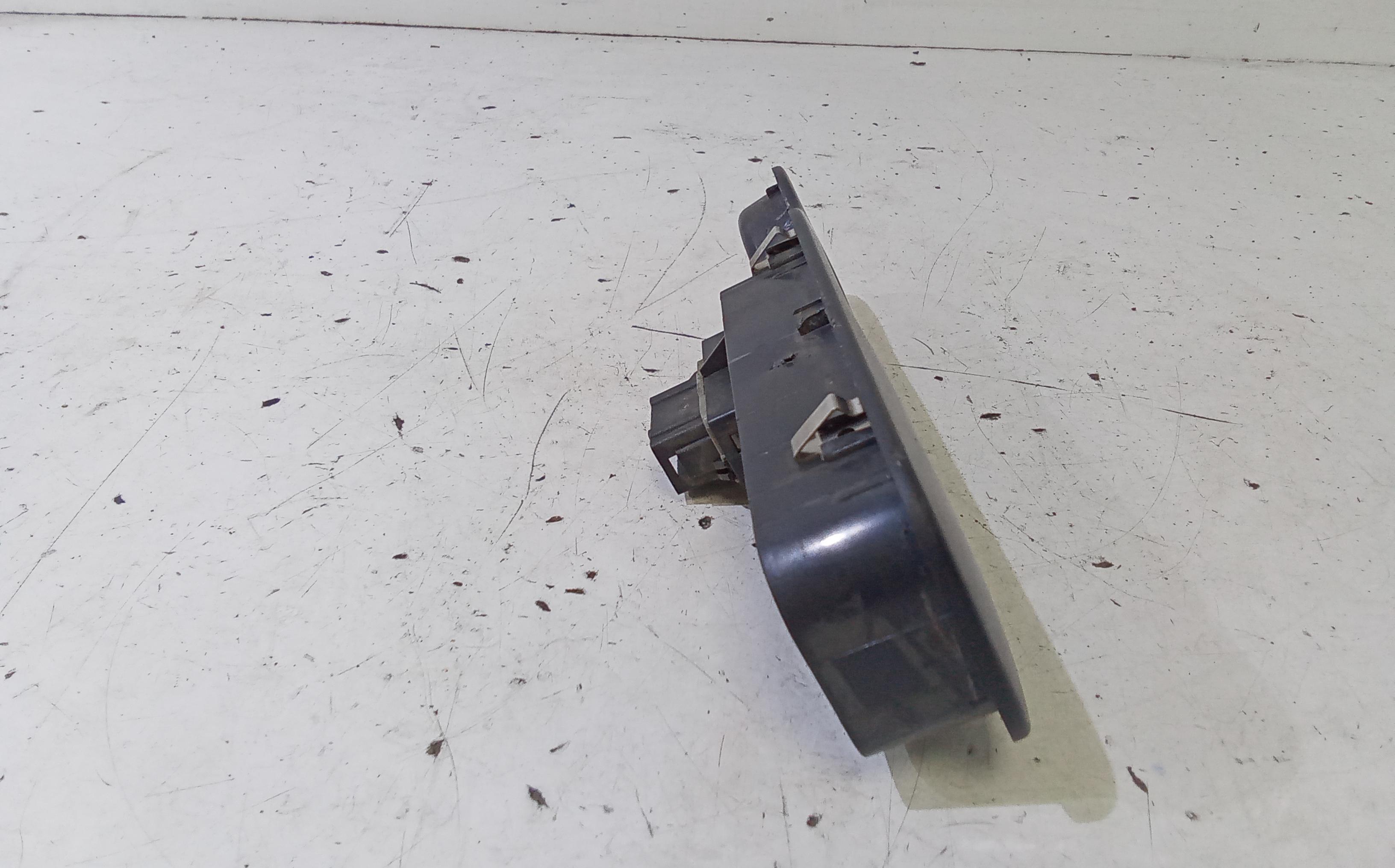 Pulsantiera Anteriore Destra Passeggero RENAULT Modus 1 Serie