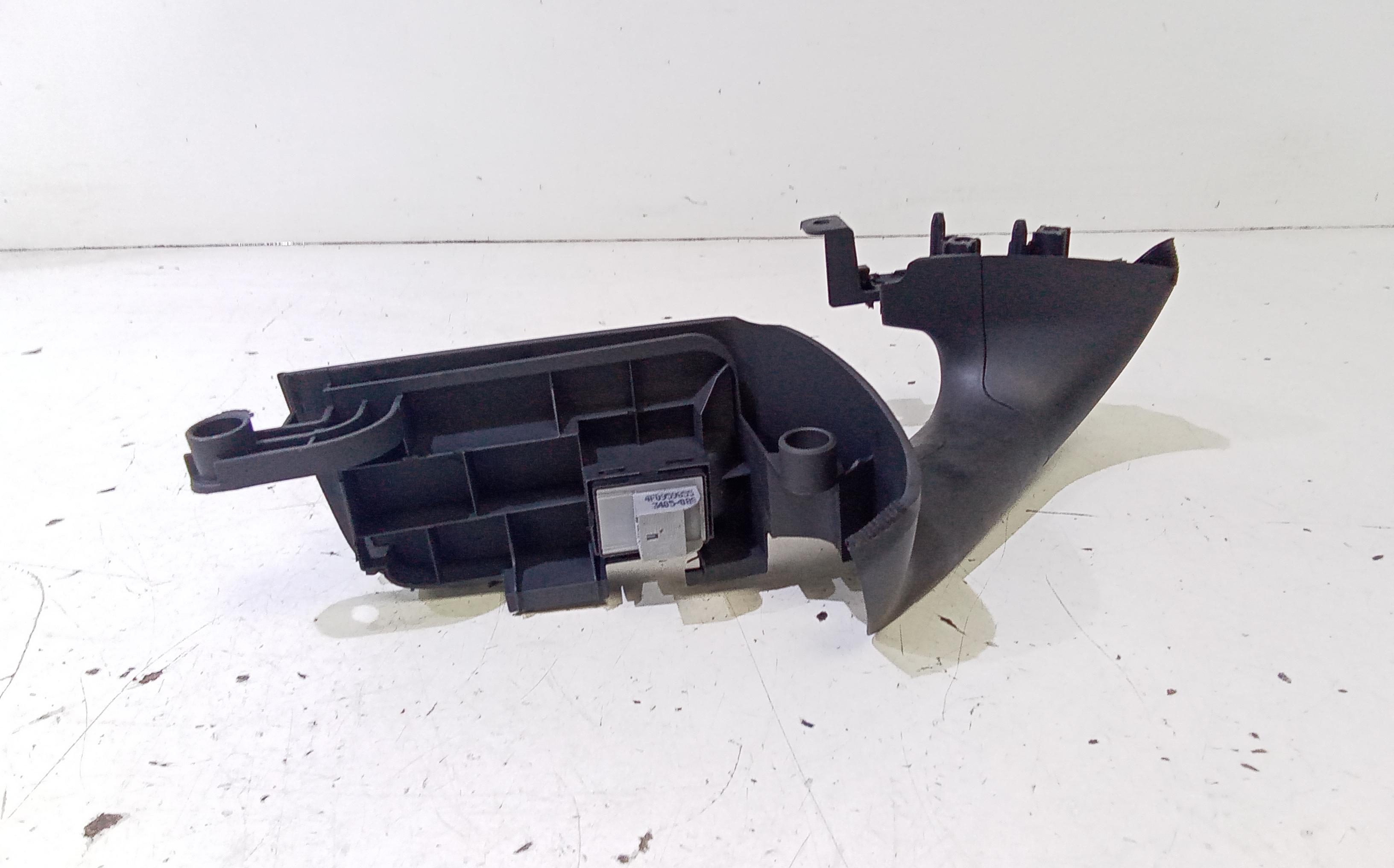 Pulsantiera Anteriore Destra Passeggero AUDI A6 Avant Serie C6 (4F5) (04>12)