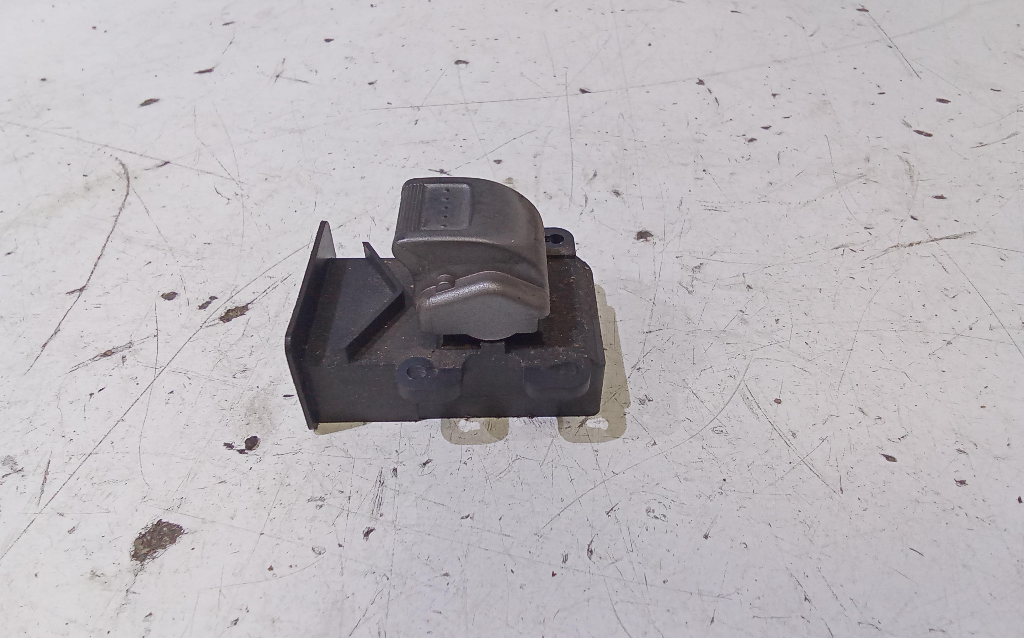 Pulsantiera Anteriore Destra Passeggero HONDA Civic Berlina 5P (01>06)