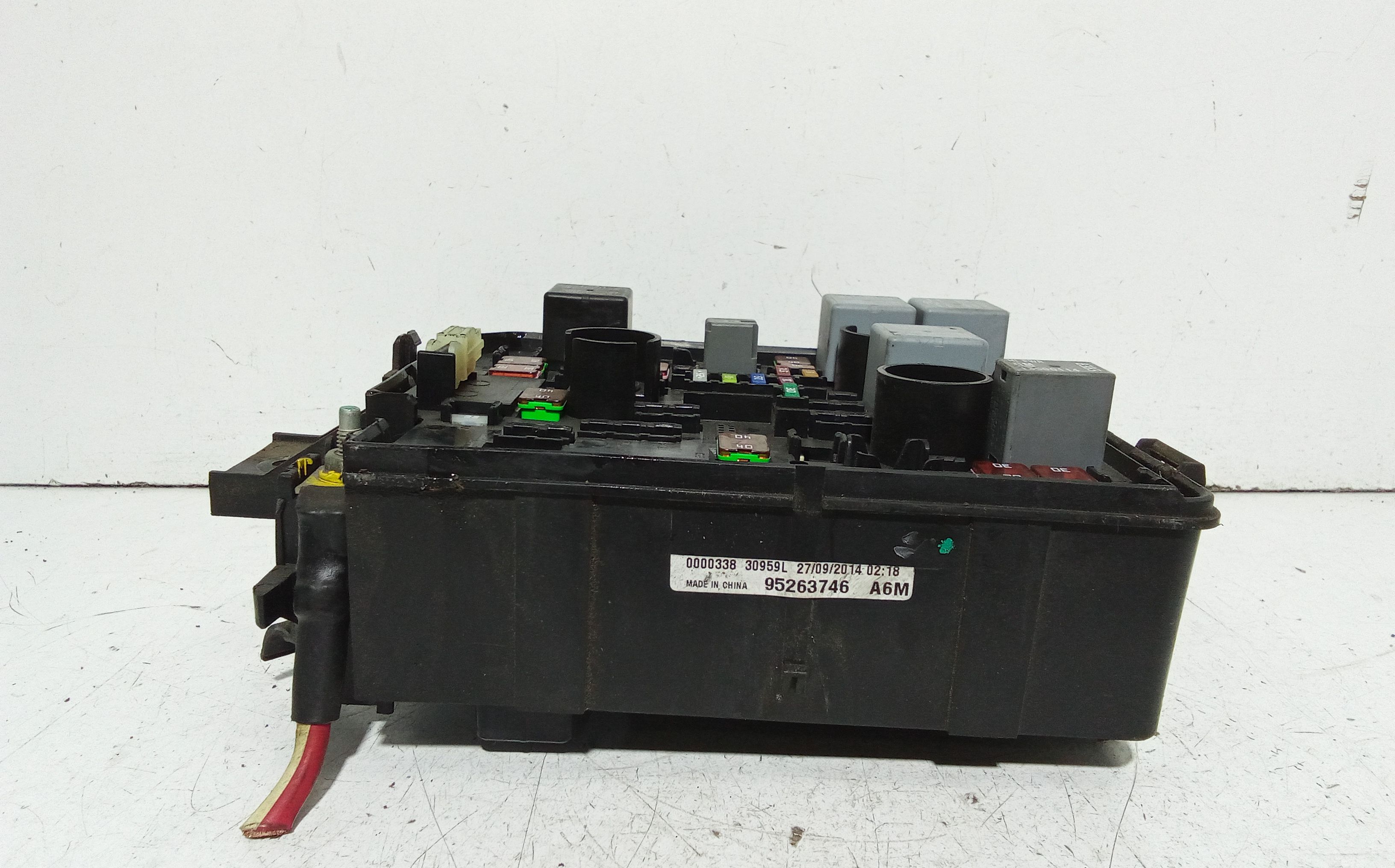 Centralina porta fusibili OPEL Mokka 1 Serie