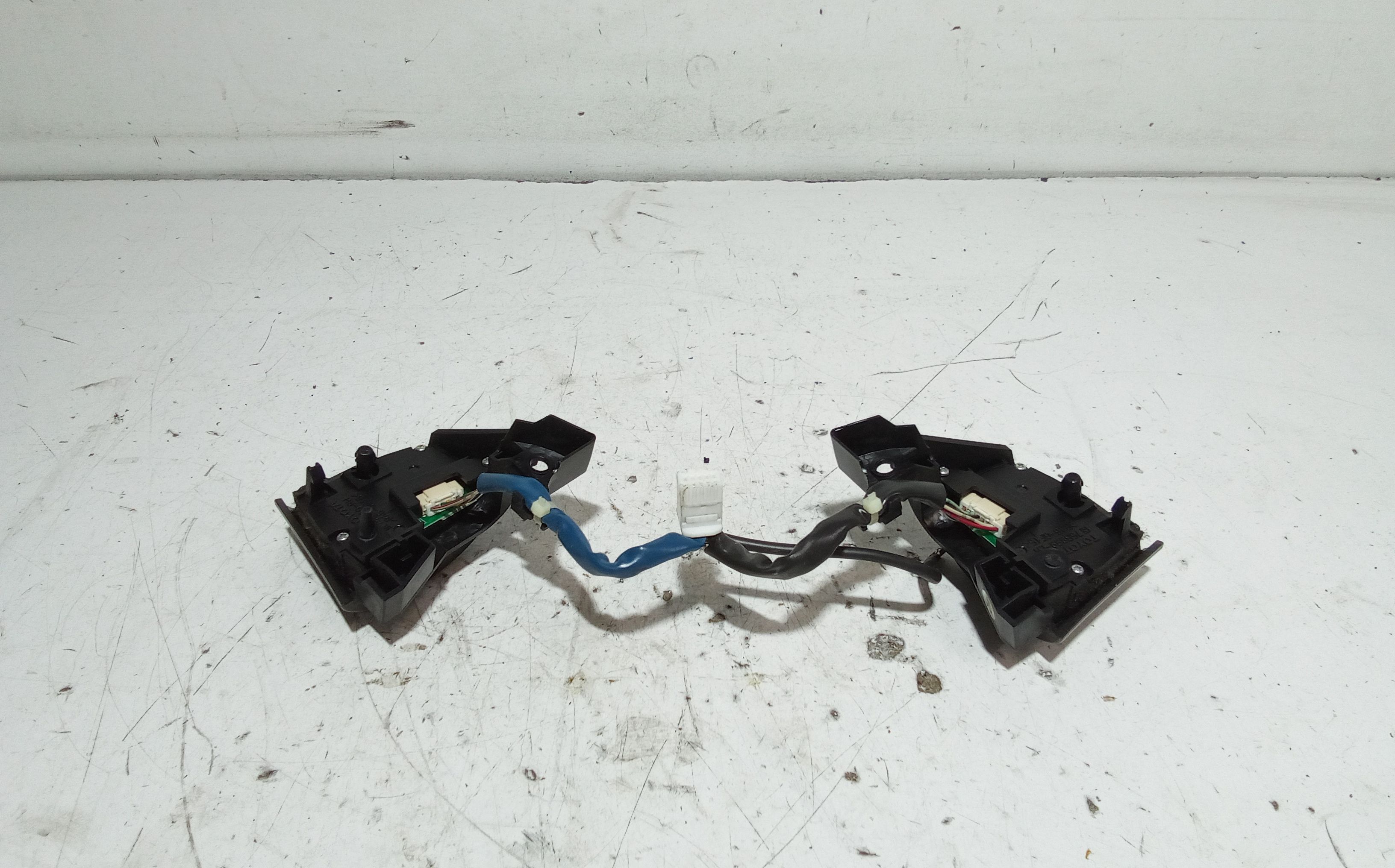 Comandi al volante multifunzione TOYOTA Rav4 5 Serie