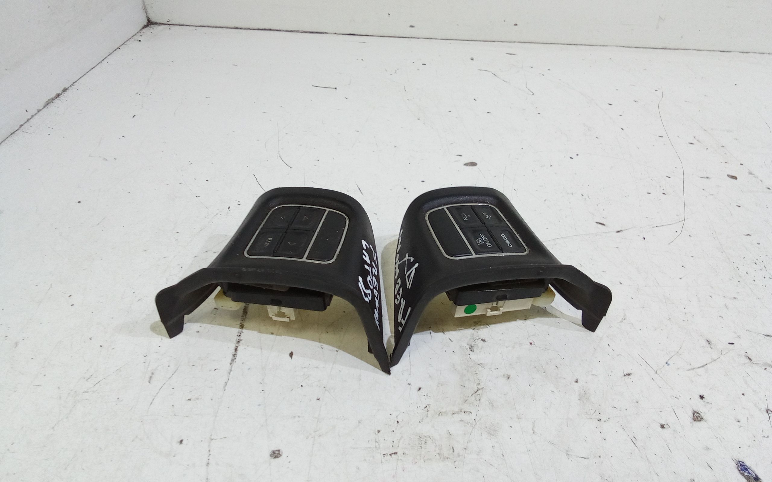 Comandi al volante multifunzione FIAT Freemont 1 Serie