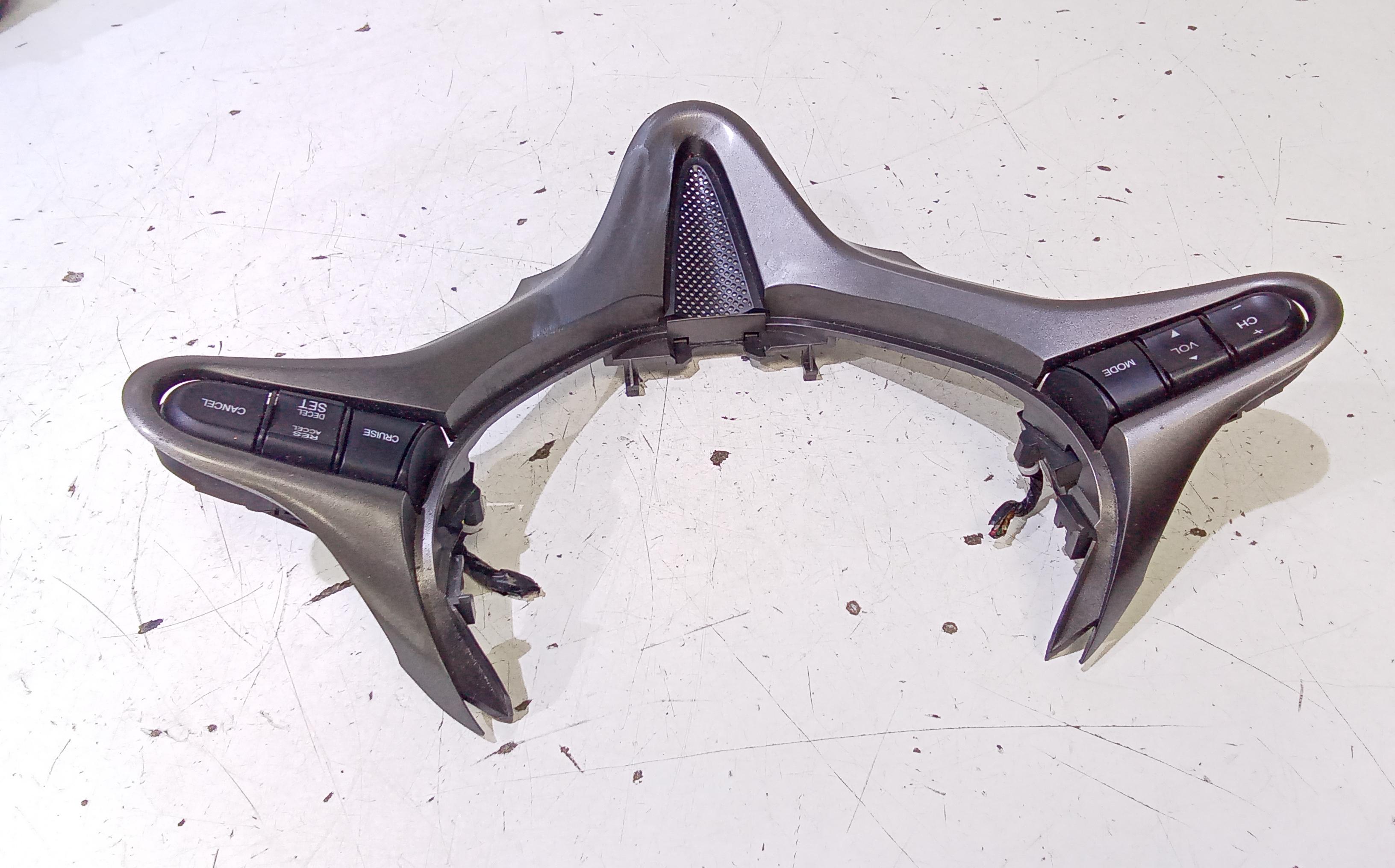 Comandi al volante multifunzione HONDA Civic Berlina 5P (06>11)